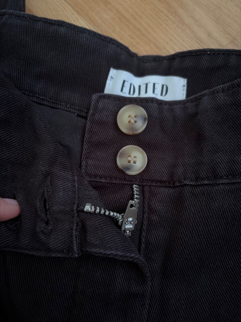 Hosen: Edited elegante Hose aus Baumwolle – Gebraucht aus Männedorf von ali_5krk 2