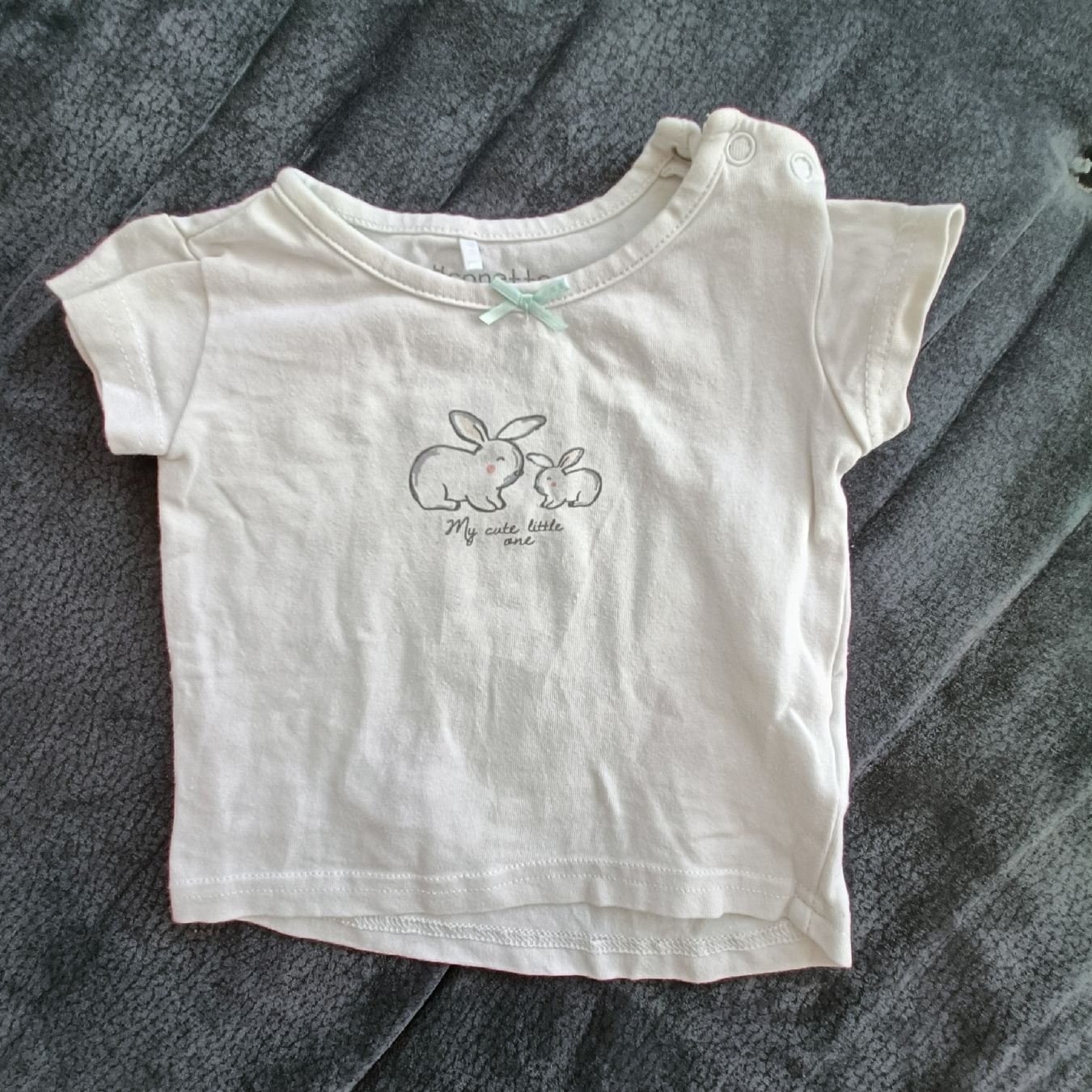Camicette, T-shirt & Top: T-Shirt Grösse 62 – Usato da Jaberg venduto da urig17.