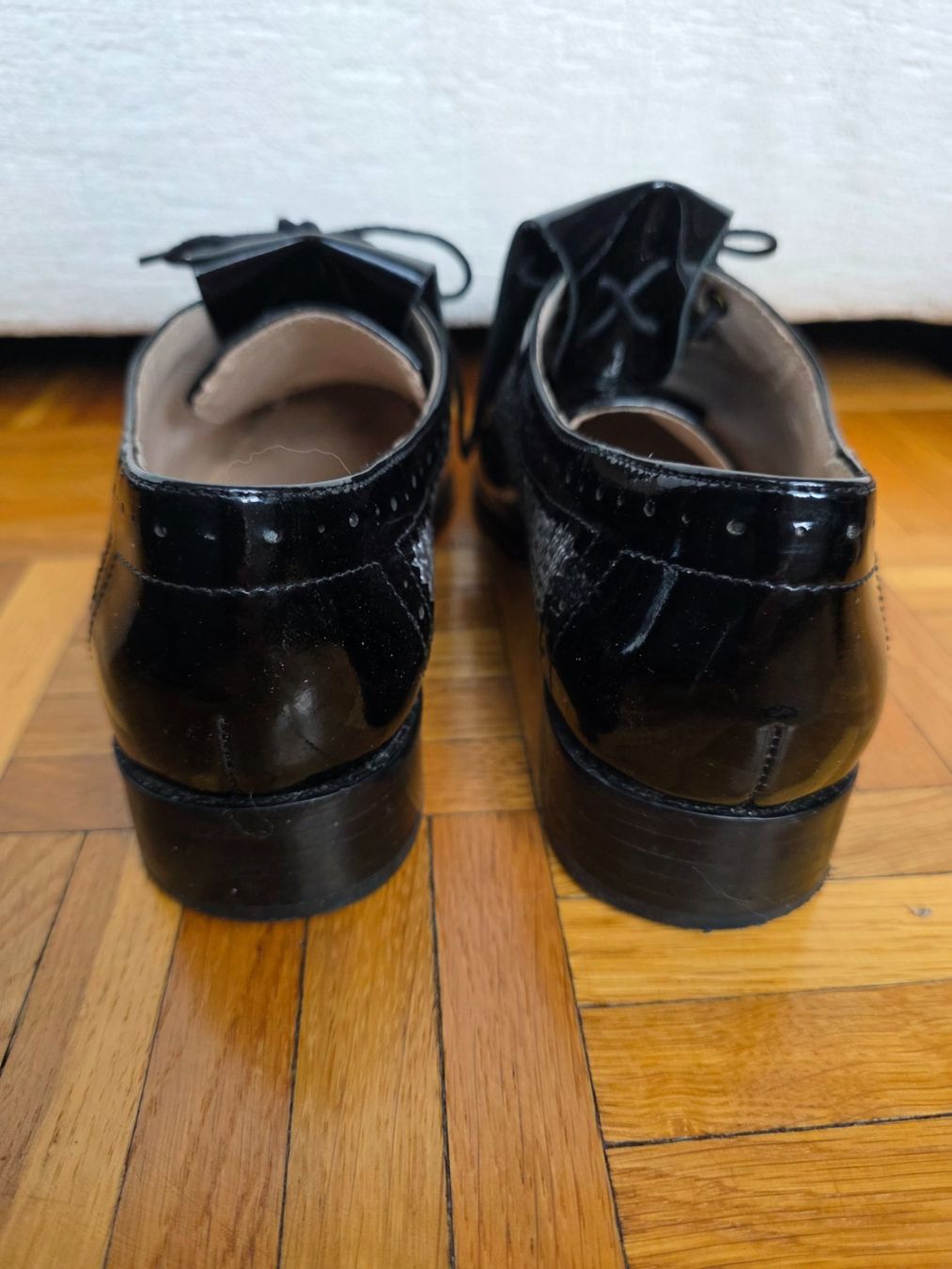 Scarpe da donna: Chaussures "Mellow yellow" noires - taille 38 – Usato da Vevey venduto da Renka2011 2
