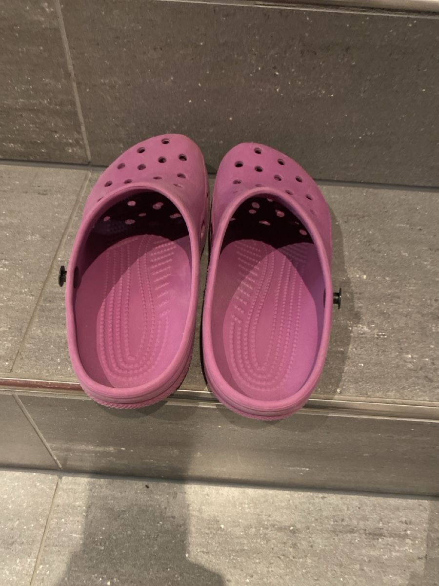 Crocs Scarpe da uomo: Crocs – Usato da Arni BE venduto da Labello75 2