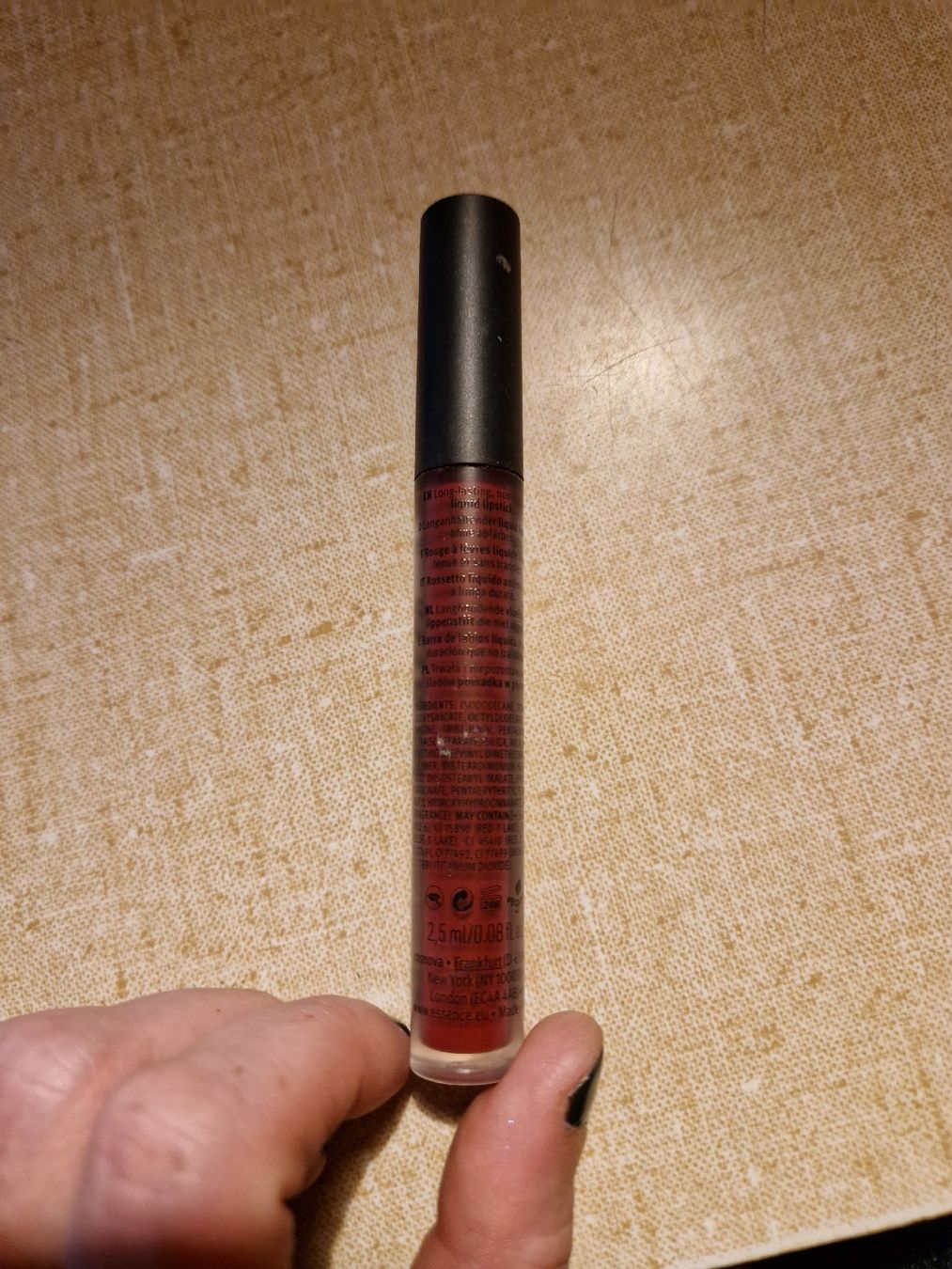 Make-up: Essence 8h Matte Liquid Lipstick – Usato da Luthern venduto da Ricolinchen 1