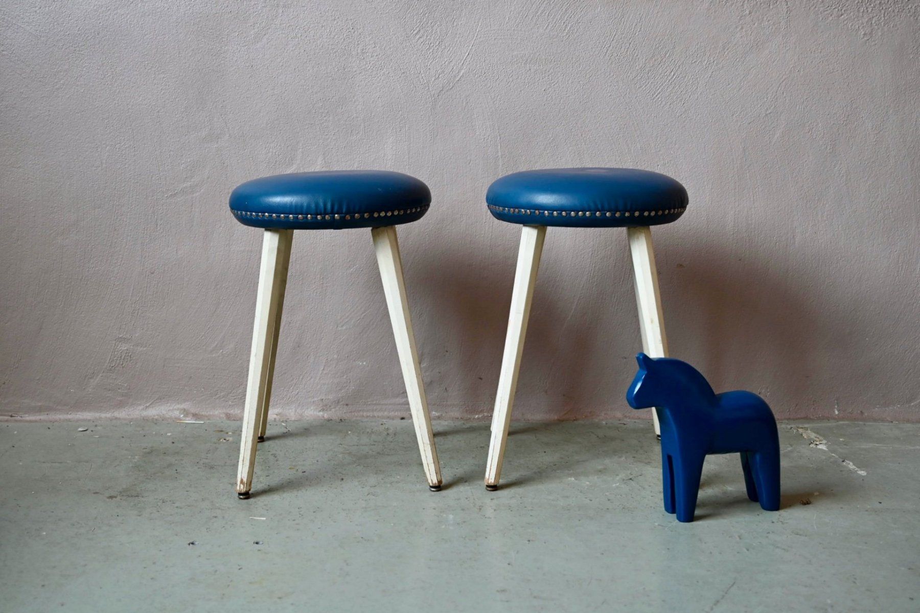 Tabourets: Paire tabourets rockabilly bleu bois blanc – D'occasion à COLMAR par Sophiebellelurette