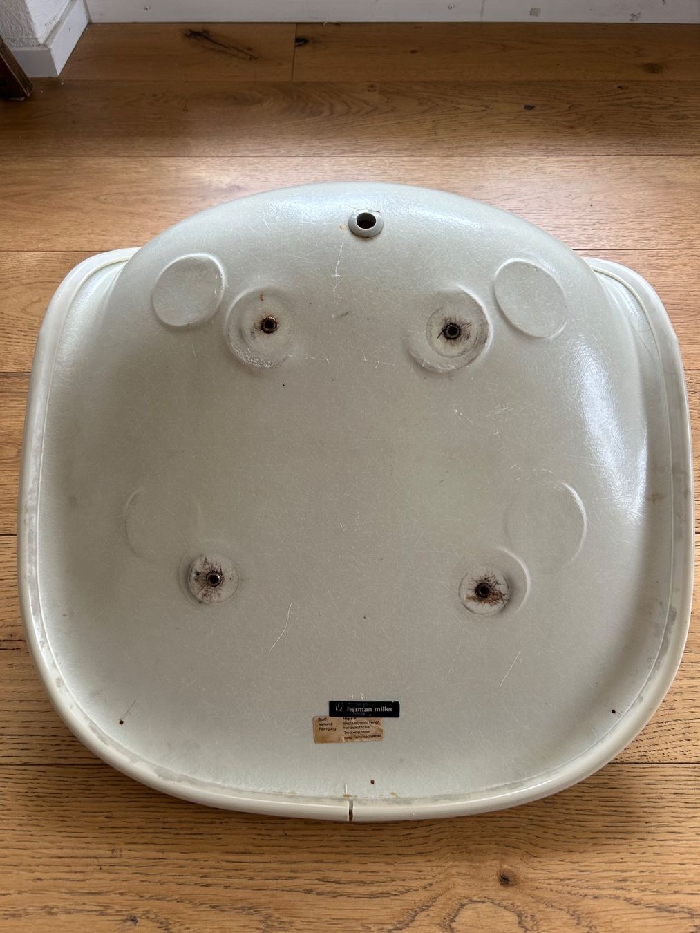 Eames Sedie: Eames Fiberglas Schale mit Hopsack – Difettoso da Zürich venduto da Lp_bn 2