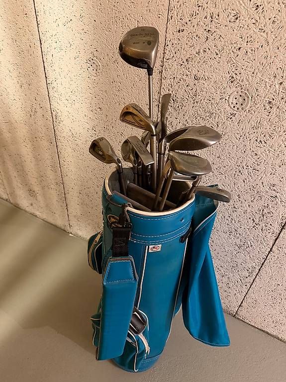 Taschen: Golfbag blau mit Traggurt  – Gebraucht aus Hergiswil NW von salescreative 1