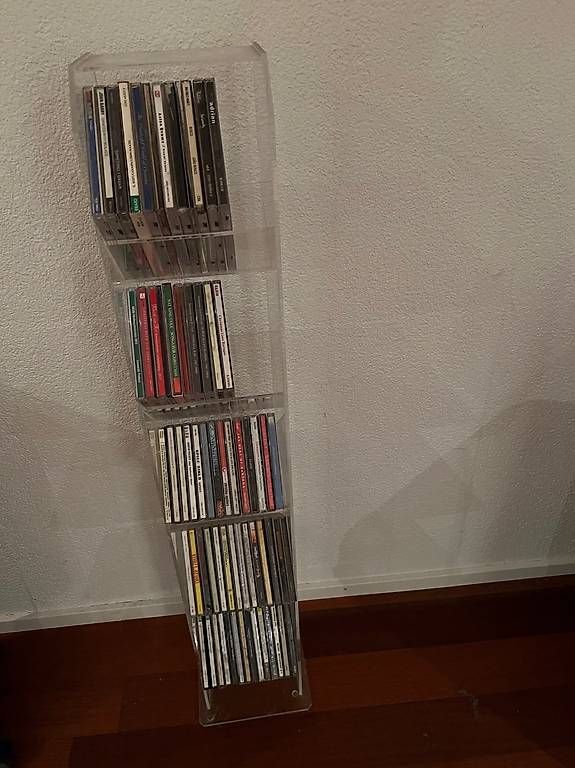 Racks & Ständer: 3 CD Ständer aus Plexiglas – Gebraucht aus Männedorf von pfh_9859