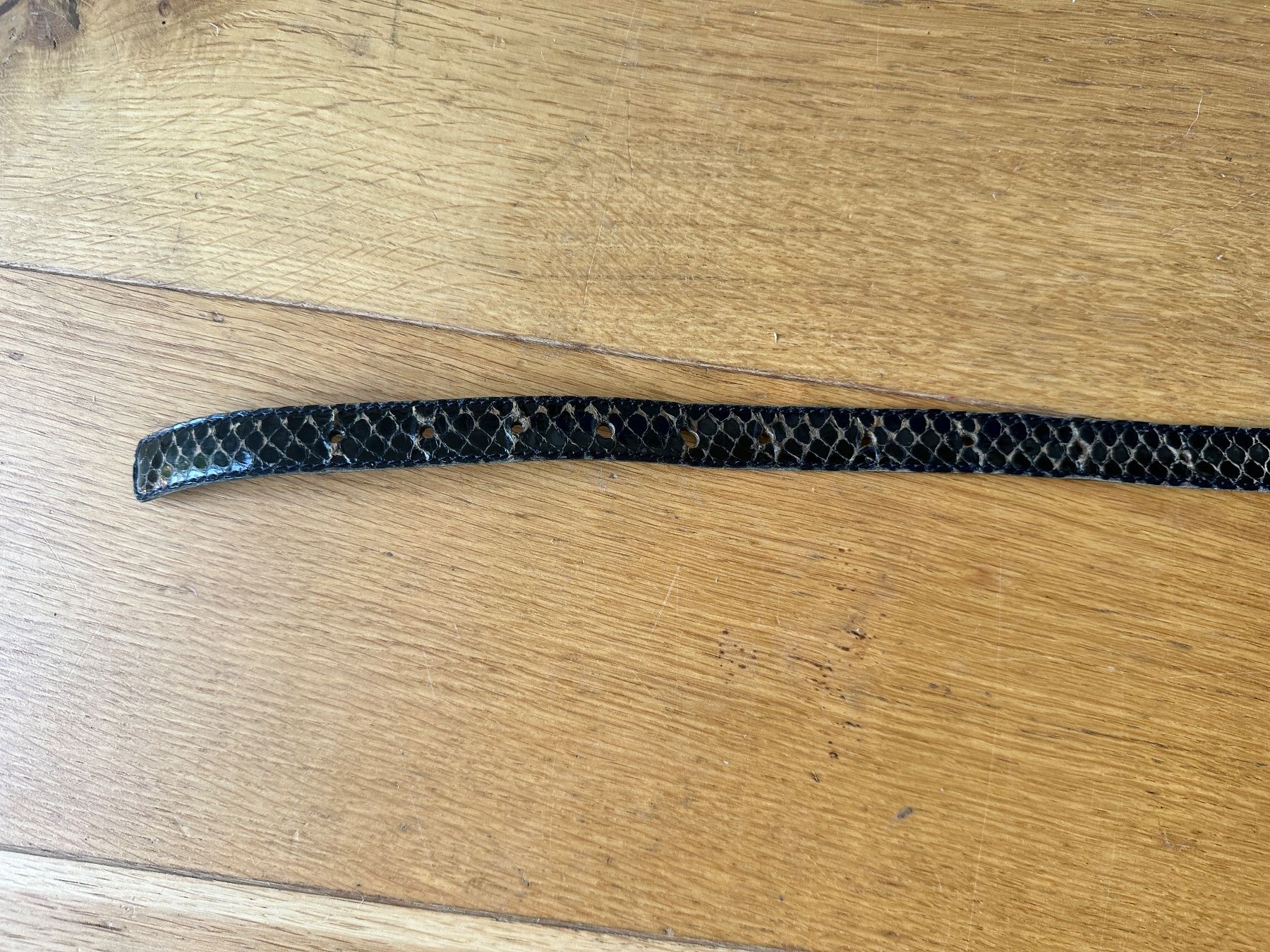 Chanel Cinture: Chanel Crocodil Gürtel 85 cm – Usato da Basel venduto da boo_dc8c 3