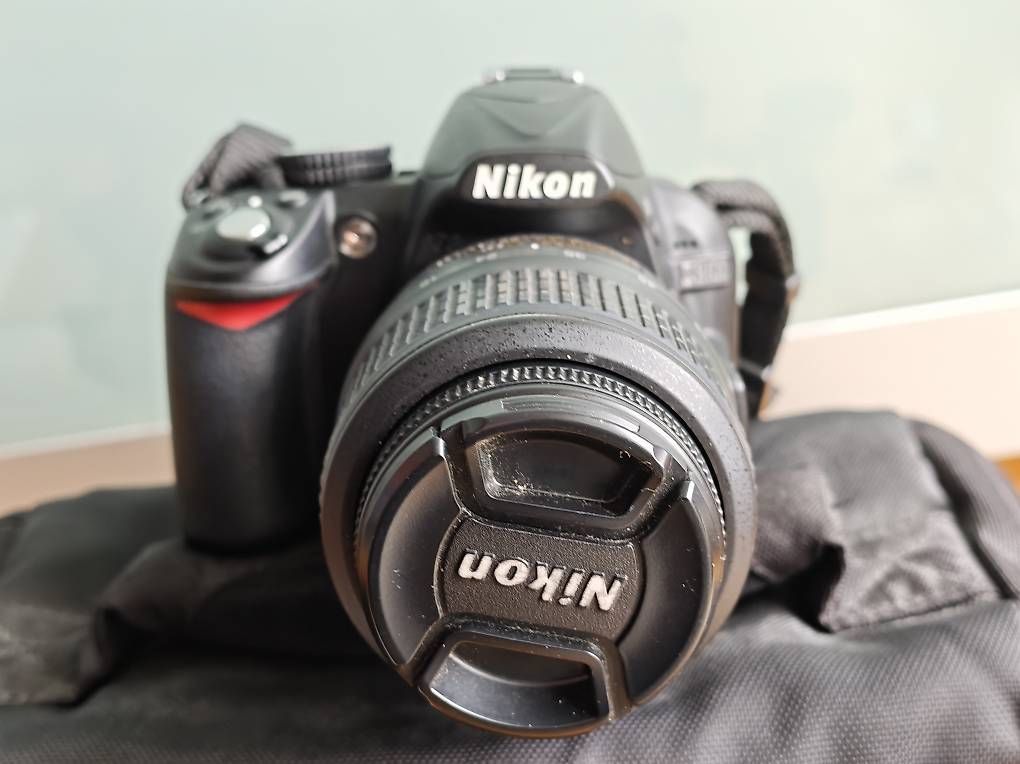 Fotocamera: Kit Nikon Reflex Objectif Sac  – Usato da Bulle venduto da KLASS_IMPORT_USA 2