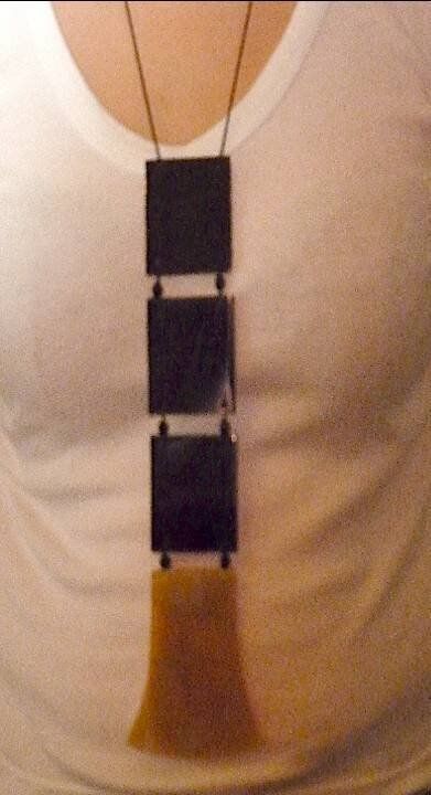 Collier En Corne De Zébu Naturel - Artisanat De Madagascar - Neuf Avec étiquettes