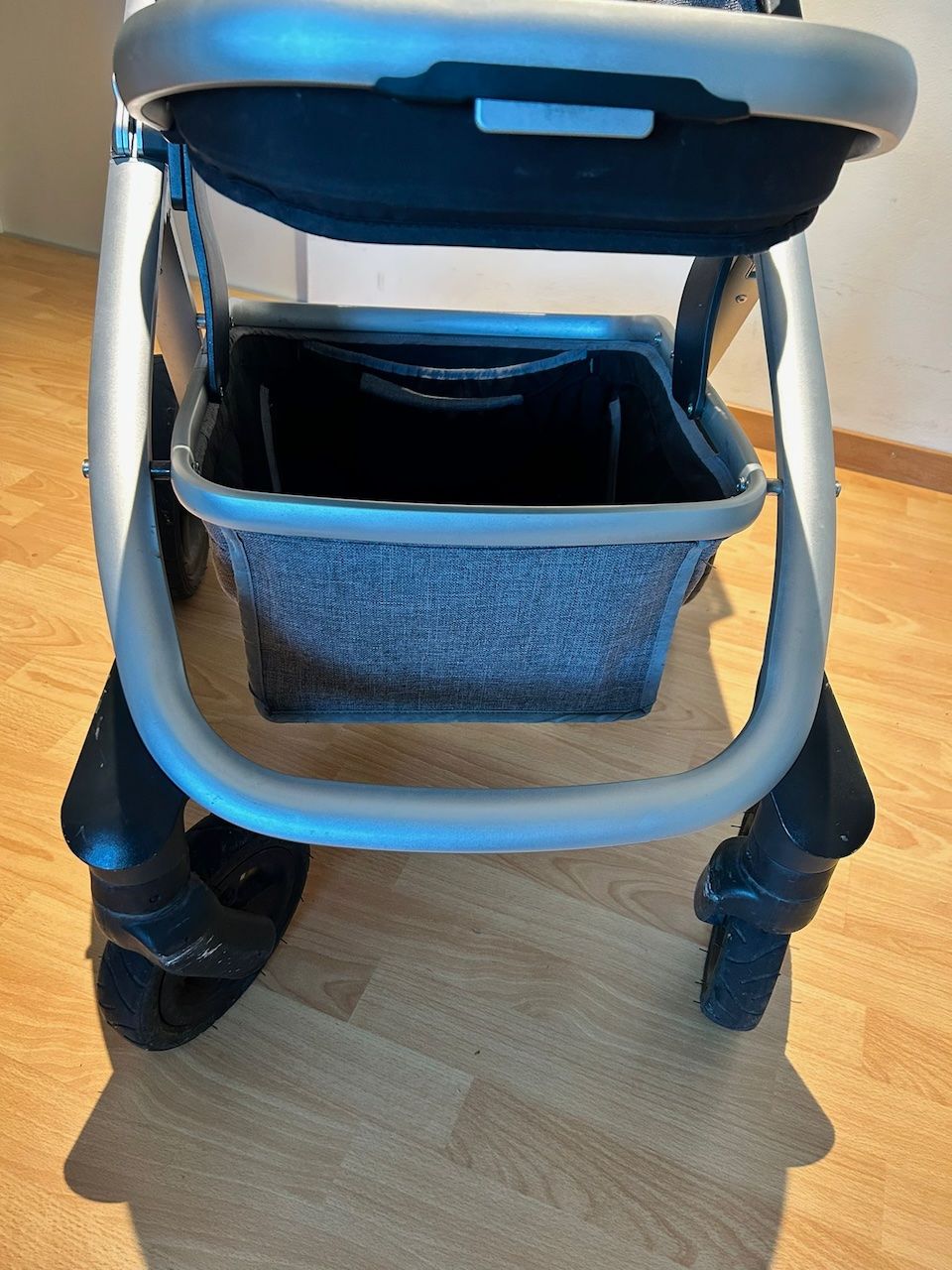 Nuna Poussette: Nuna Kinderwagen Komplettset / Nuna complete stroller set – D'occasion à Luzern par bar_5lln 3