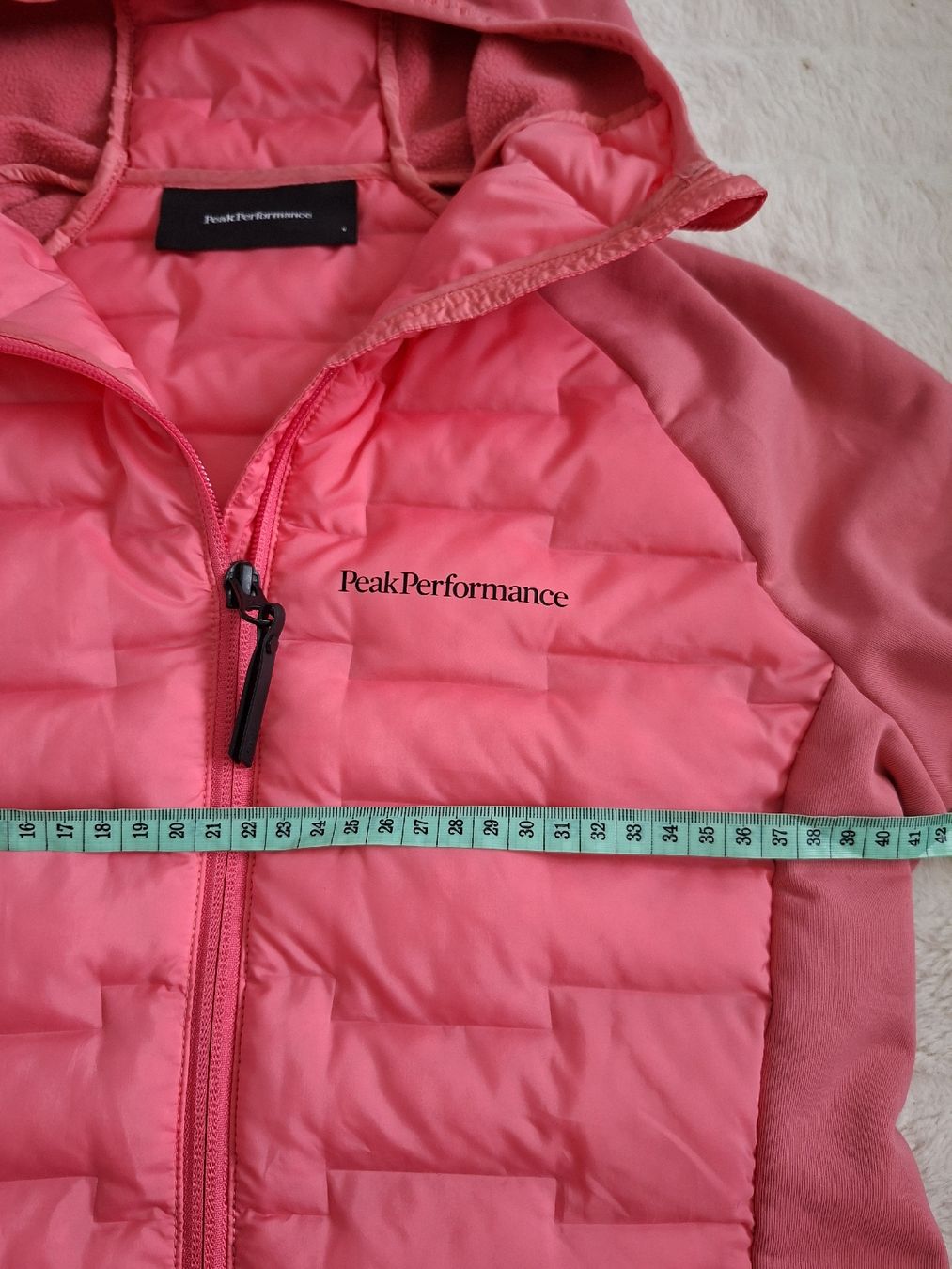 Peak Performance Jacken: Veste Peak Performance rose taille S,  – Gebraucht aus Renens VD von ser_j2fn 5