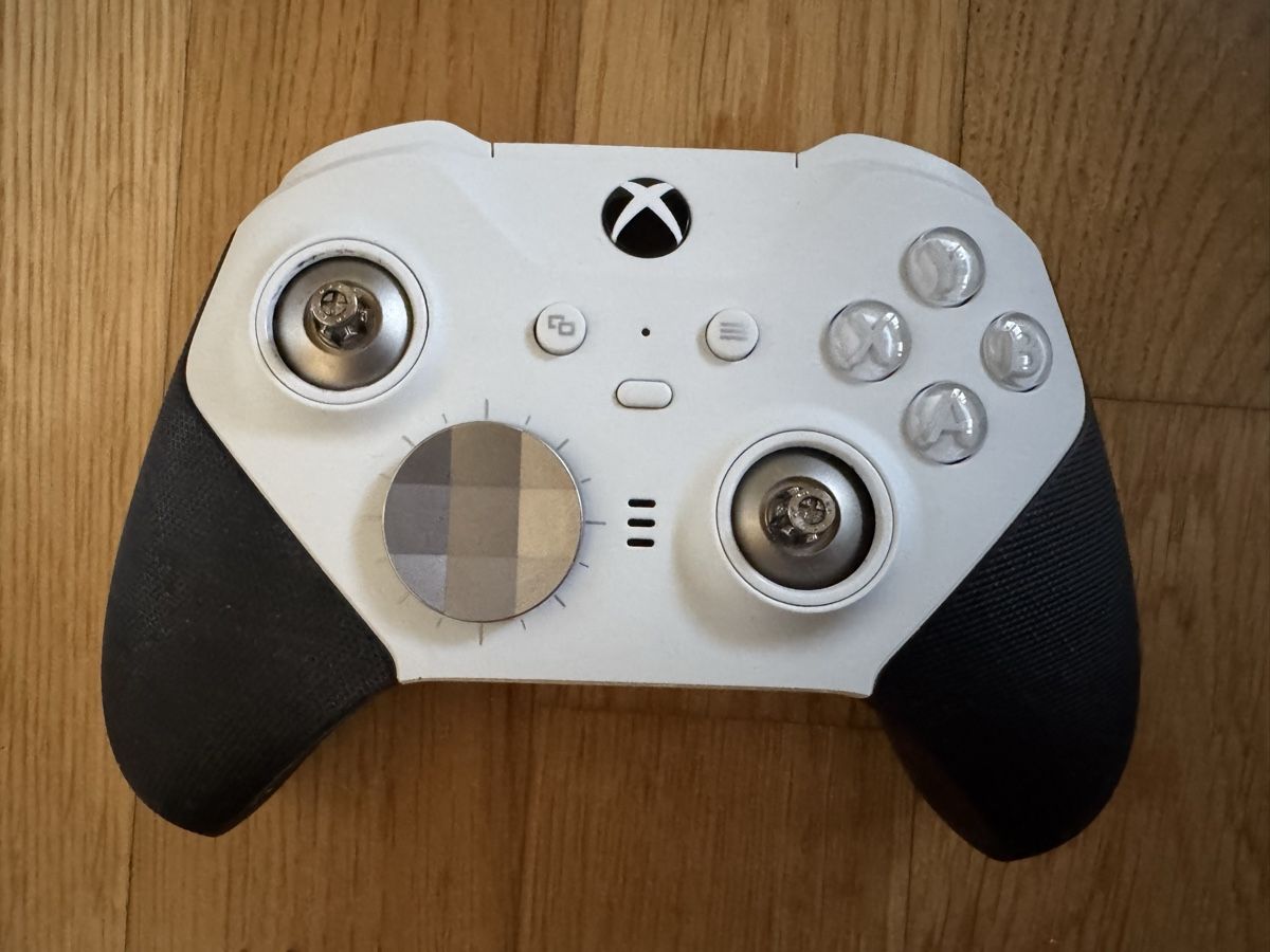 Microsoft Controller: Xbox Elite Series 2 Controller – Usato da Würenlos venduto da rob_yx7p