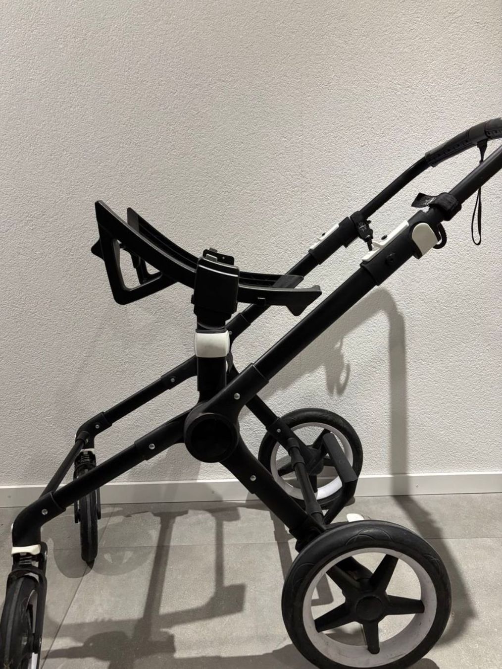 Bugaboo Kinderwagen: Bugaboo Fox Kinderwagen mit viel Zubehör – Gebraucht aus Niederrohrdorf von cer_6kct 8