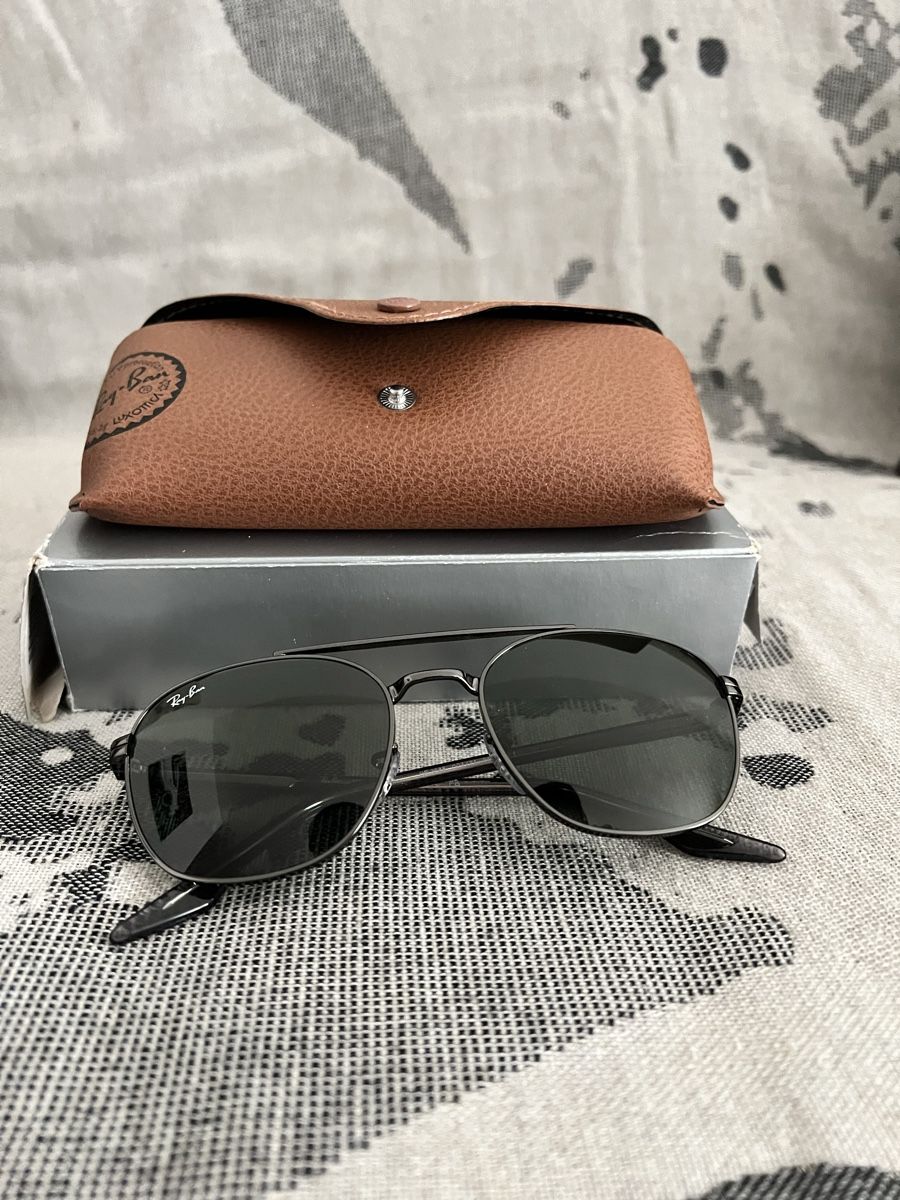 Occhiali & Lenti: Ray Ban Sunglasses Gunmetal – Nuovo e nell'imballaggio originale da Thalwil venduto da apudhelvetia