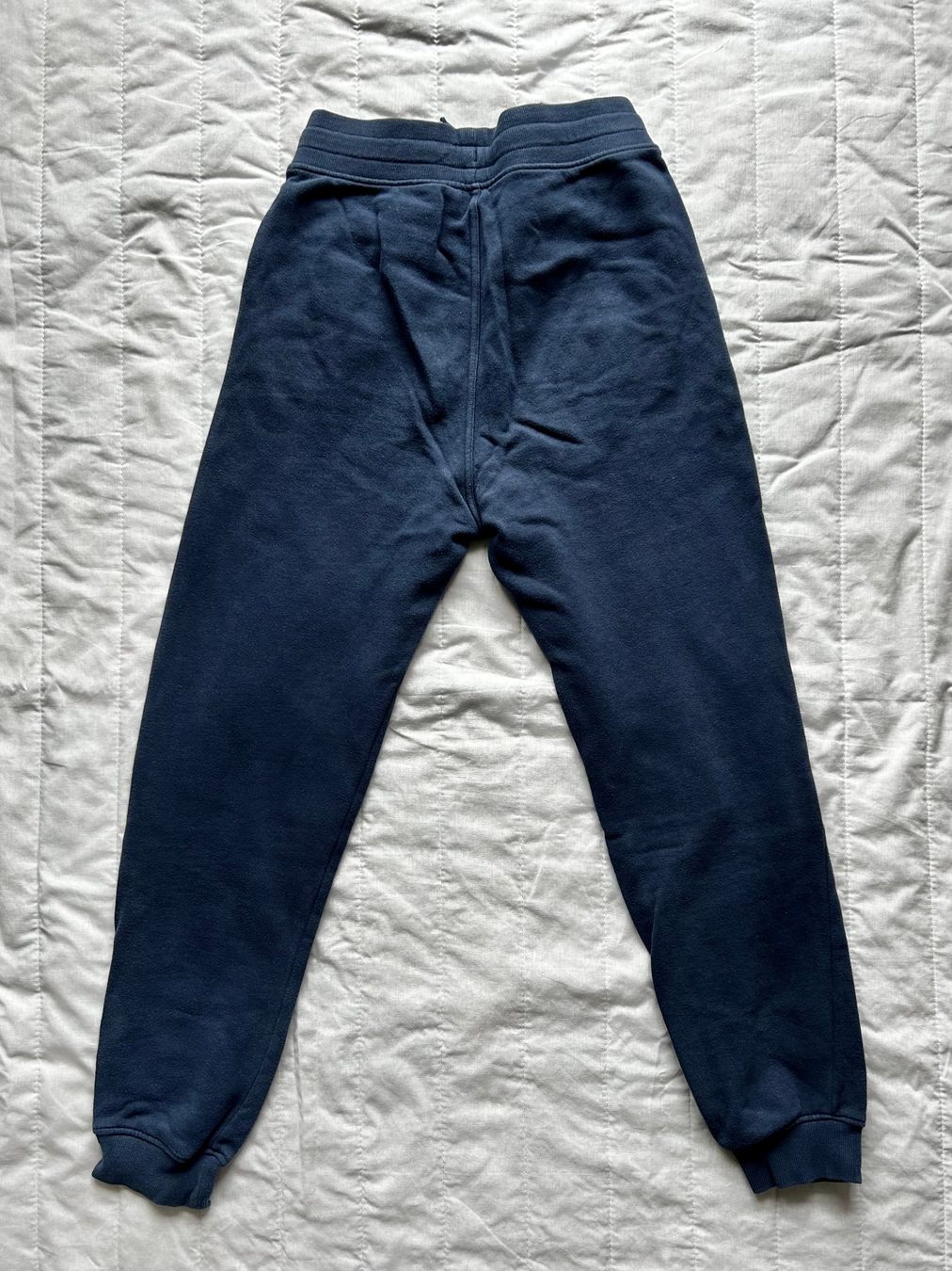 H&M Pantaloni: H&M / Kinder Trainerhose (170cm) – Usato da Dietlikon venduto da Mankai 1