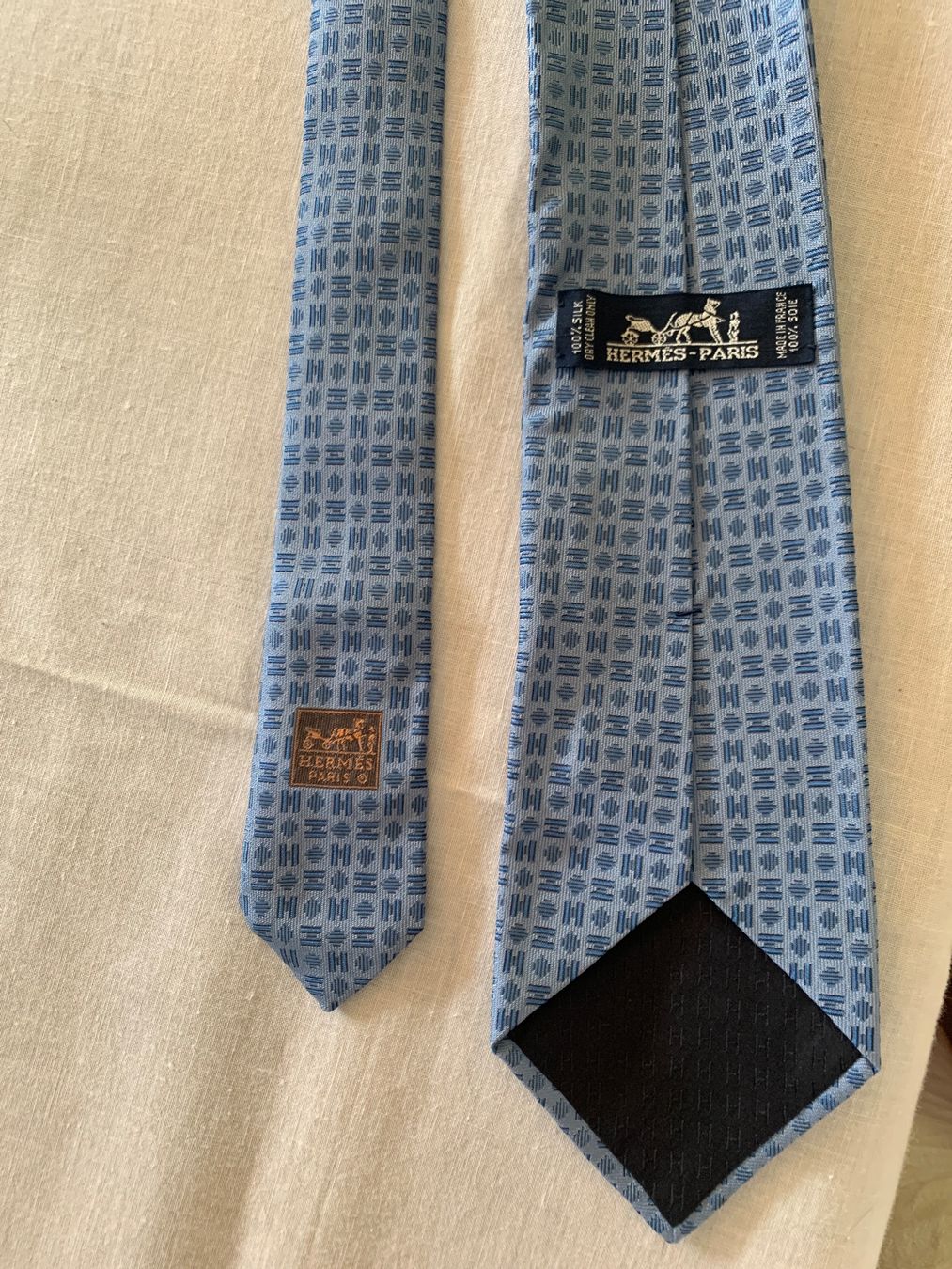 Hermès Cravatte: Seidenkravatte – Usato da Däniken SO venduto da nha_d56y