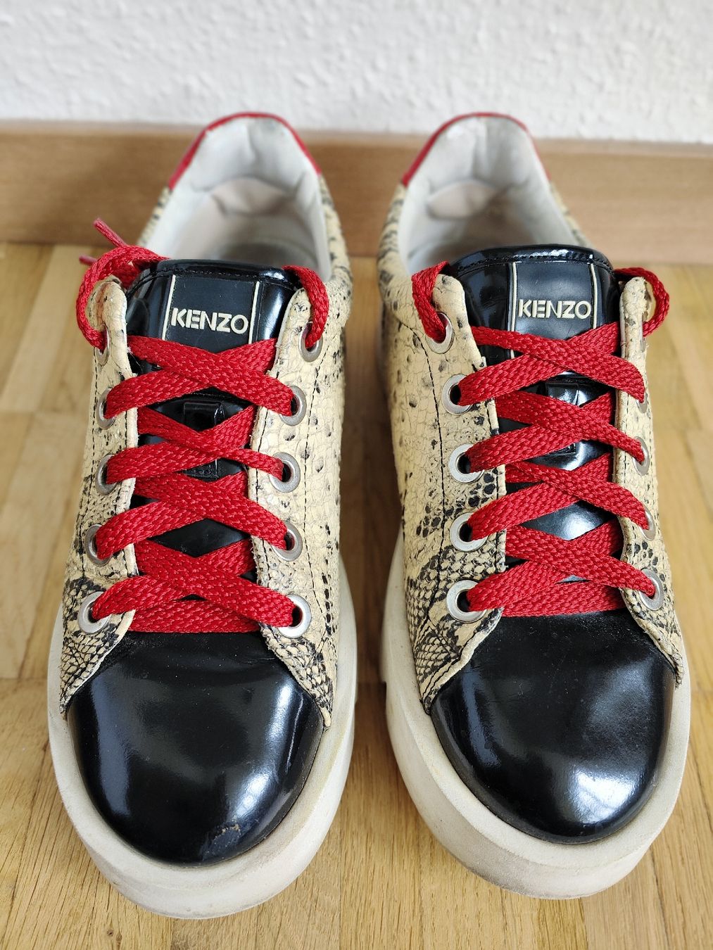 Kenzo Scarpe da donna: Kenzo sneakers – Usato da Meyrin venduto da Muchacho7 1