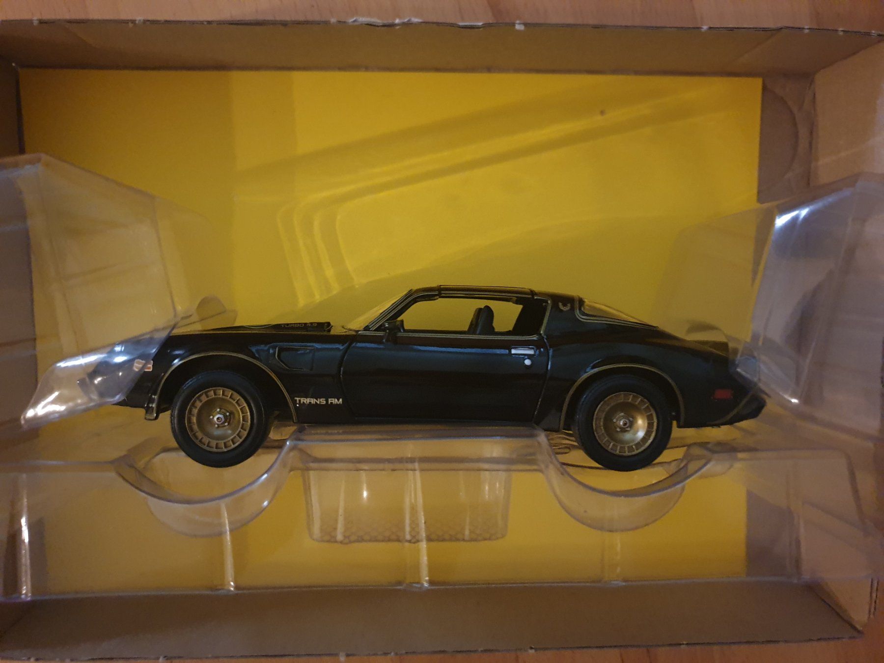 Greenlight Modellini d'auto: Greenlight 1980 Pontiac Firebird T/A – Nuovo e nell'imballaggio originale da Oftringen venduto da Rotor 3