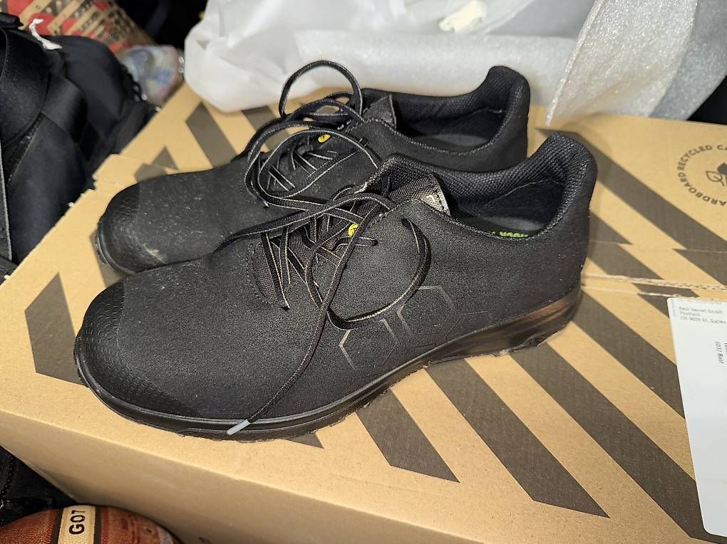 Chaussures hommes: Schuhe – D'occasion à Affoltern am Albis par MarkoCCN