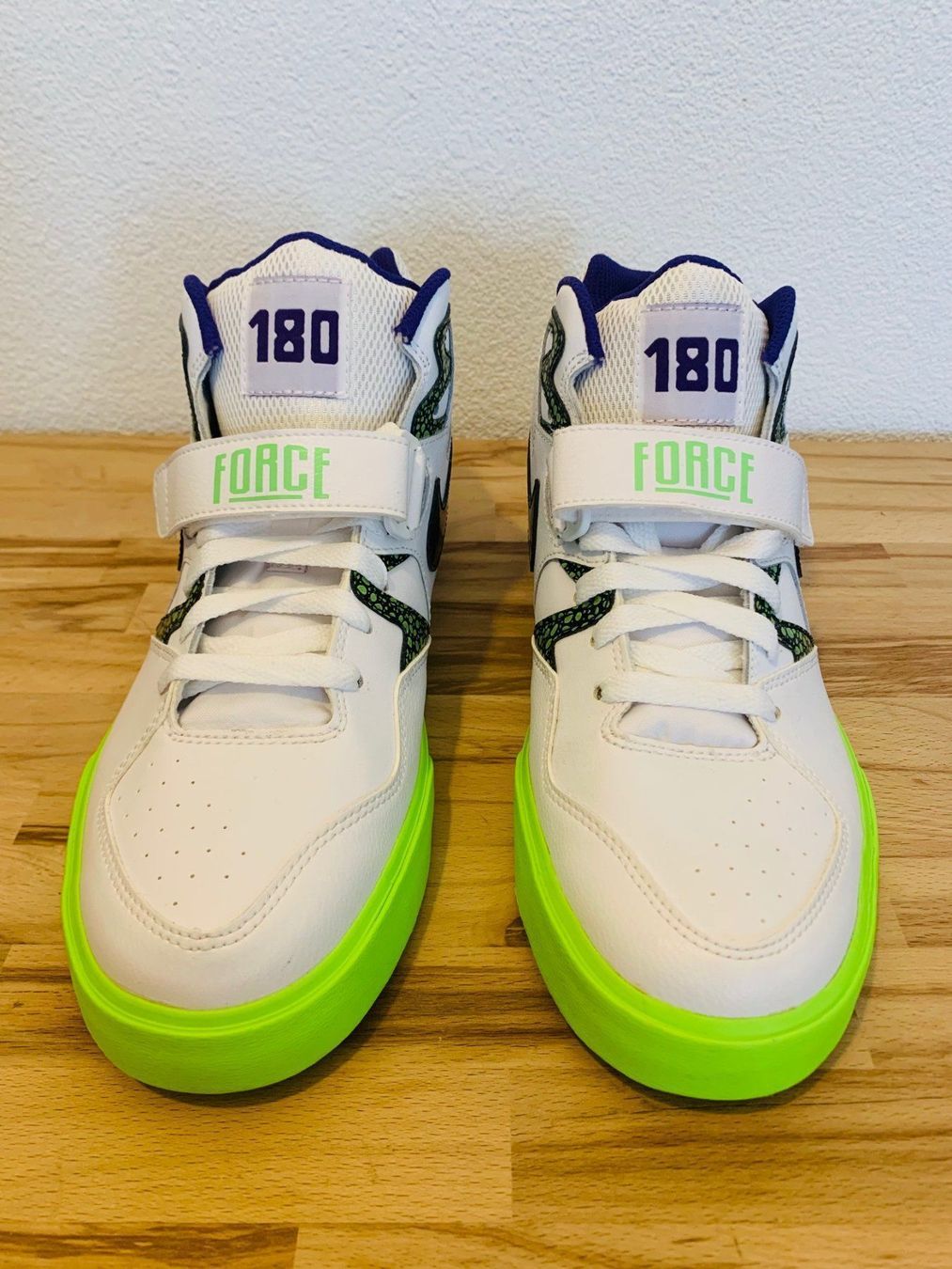 Nike Scarpe da uomo: Nike Auto Force 180 Grösse 44 - NEU – Nuovo (secondo la descrizione) da Soyhières venduto da Spartan117 2