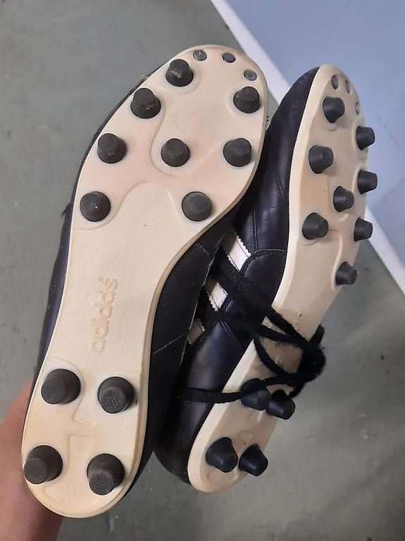 Herrenschuhe: Adidas Fussballschuhe – Gebraucht aus Nebikon von Haidihooo 2