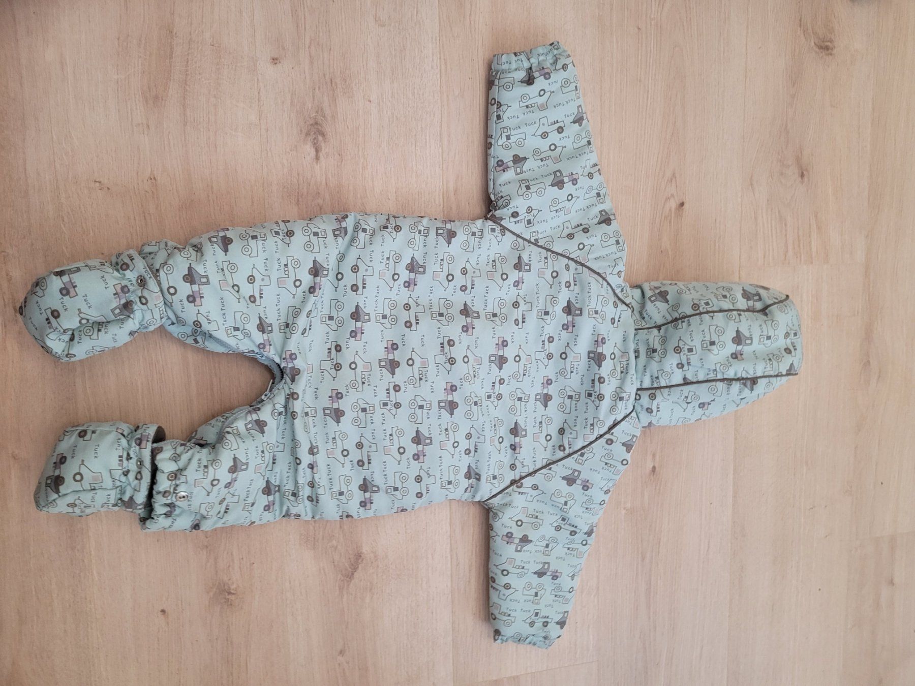 Completi: Süsser Schneeabzug Grösse 68 – Usato da Lupsingen venduto da sta_wgg5 5