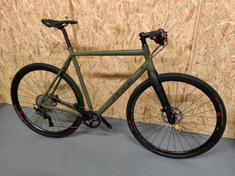 Price gravel bike discount