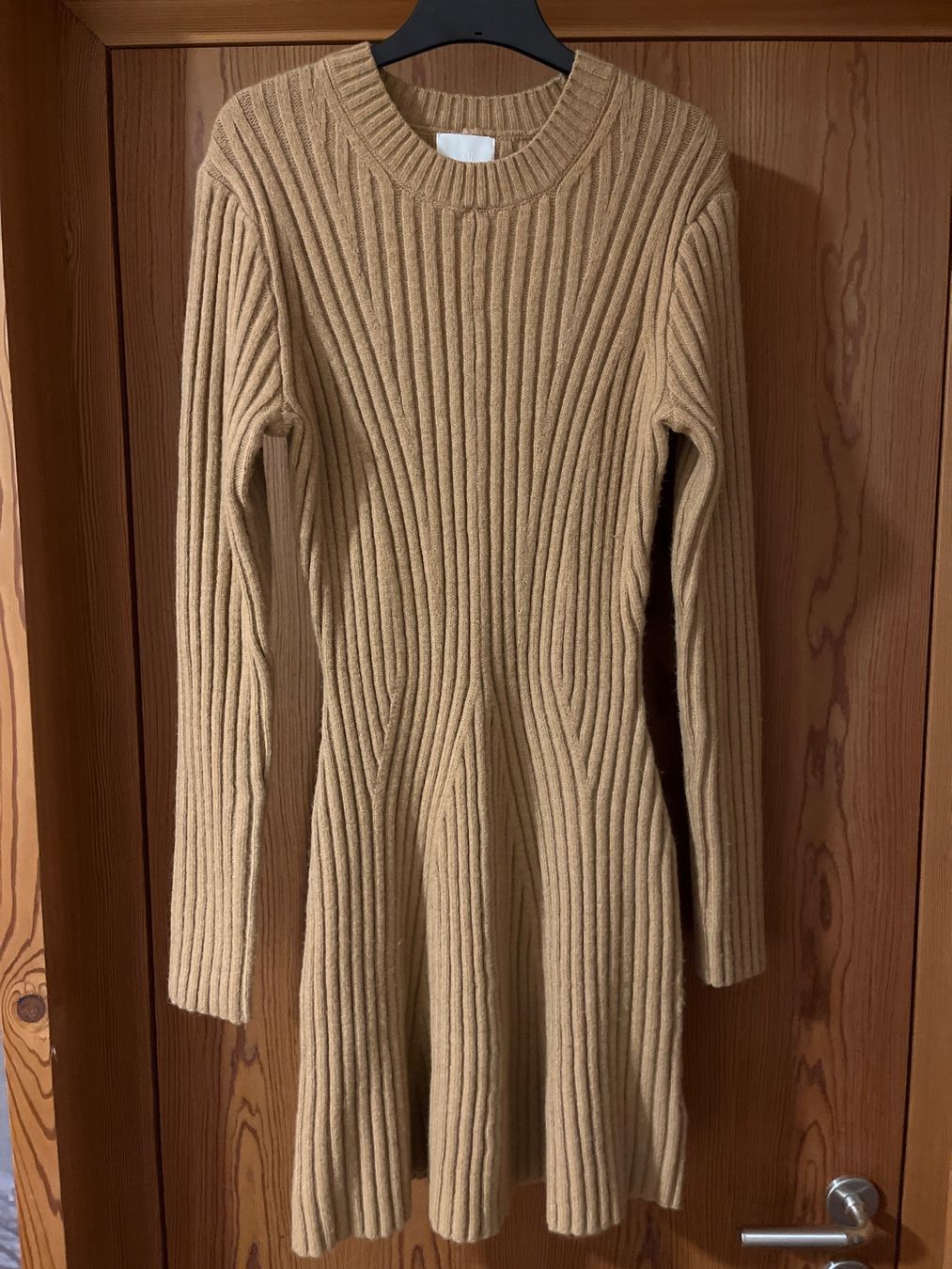 H&M Vestiti: Geripptes Strickkleid – Nuovo (secondo la descrizione) da Dietikon venduto da na_129 1