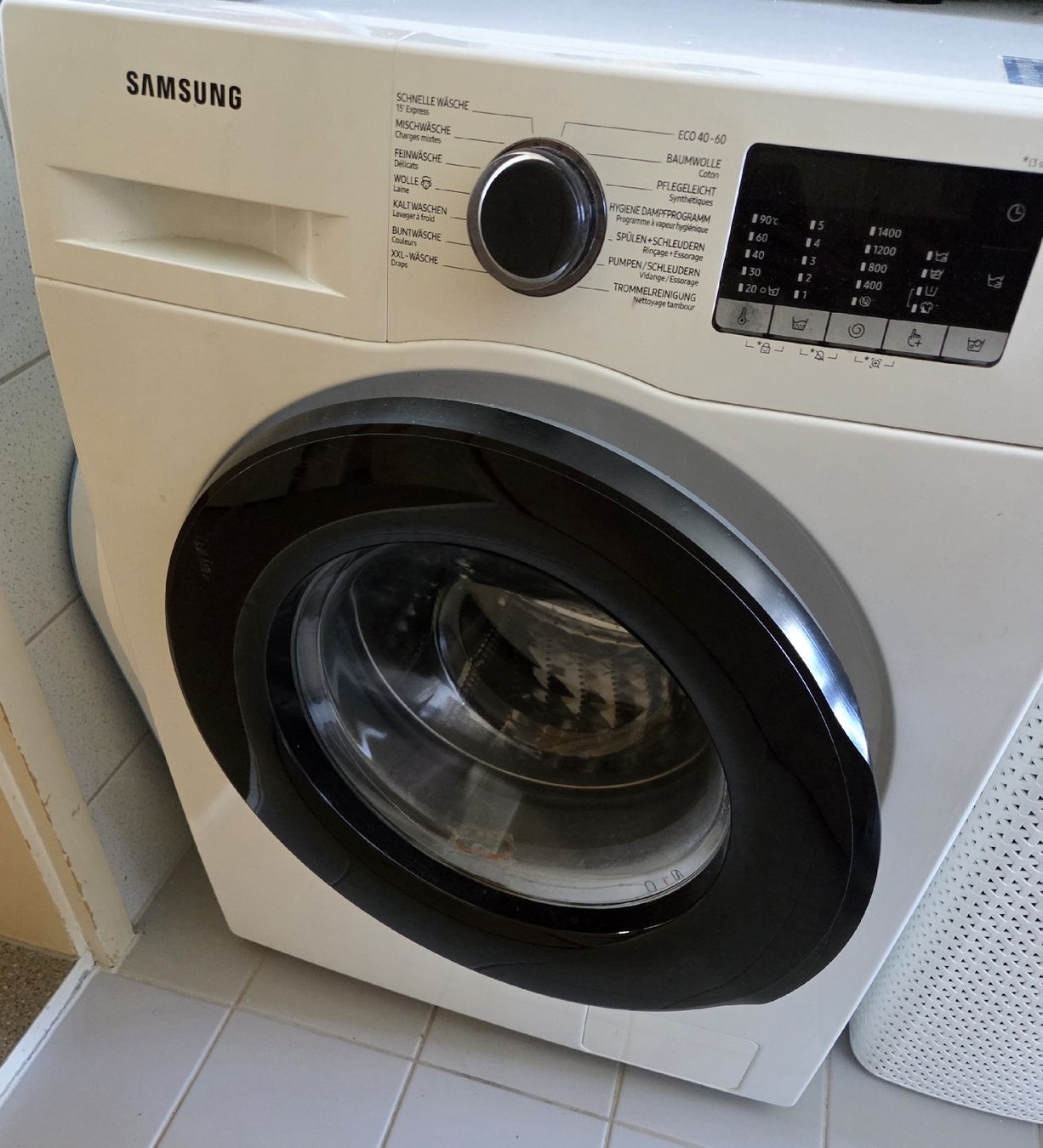 Samsung Lavatrici: Samsung Waschmaschine 8kg – Usato da Zürich venduto da Dragii02