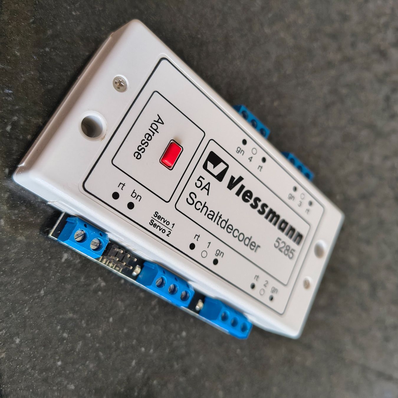 Viessmann Modellini di ferrovie: Viessmann 5285 5A Schaltdecoder für Modellbahnen - Top Zu... – Nuovo (secondo la descrizione) da Hünenberg See venduto da xavers01 1