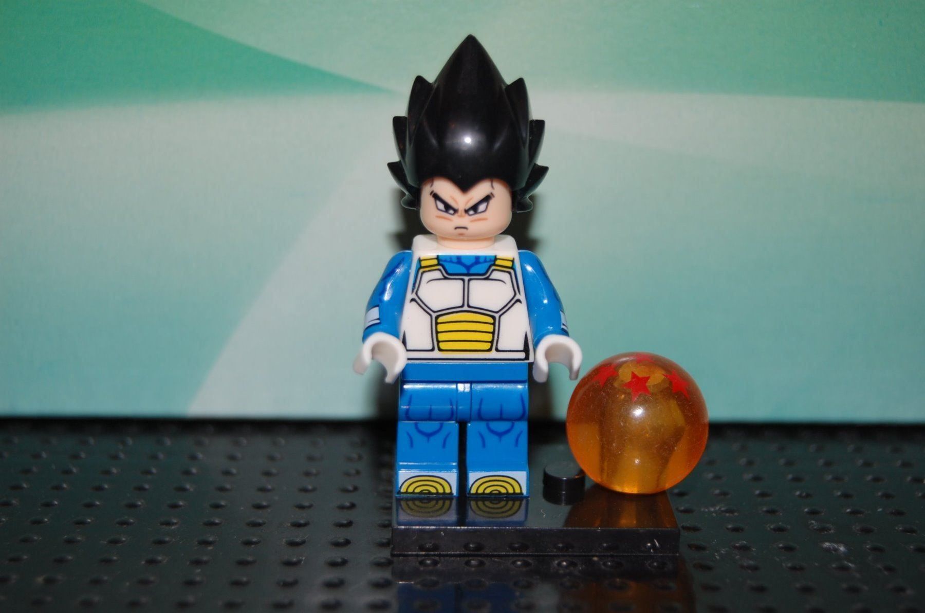 Kit di costruzioni: Dragon Ball Minifiguren Vegeta – Usato da Basel venduto da Don-Angel