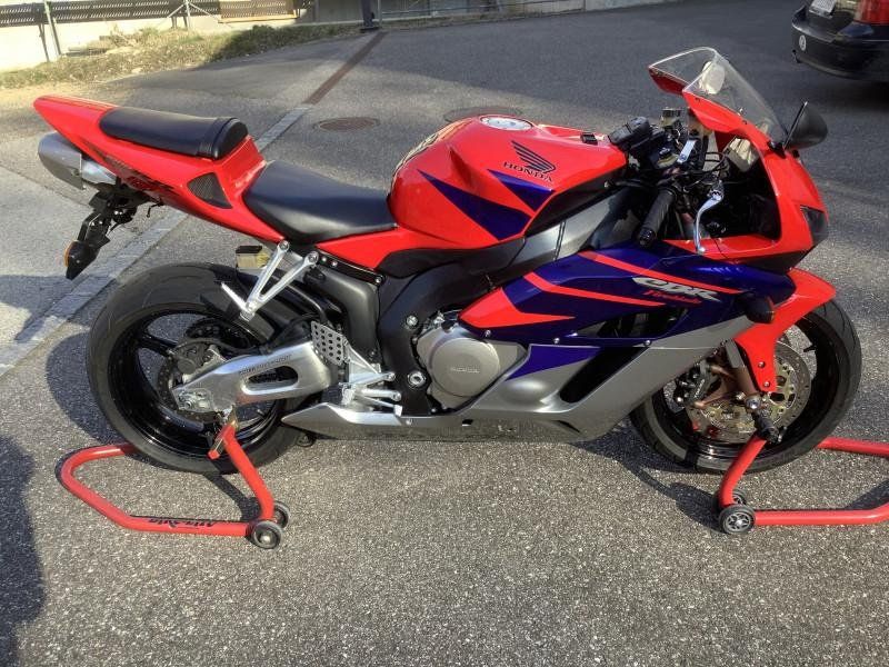 Honda Strasse: Honda Cbr1000rr perfettamente tenuta – Gebraucht aus Pambio-Noranco von ang_lwc2 1