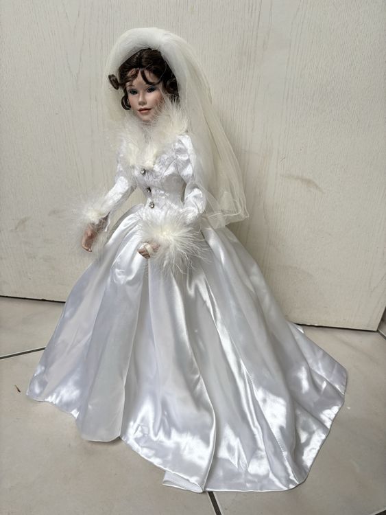 Poupées: Poupée mariée Asthon Drake 1996 galerie – D'occasion à Bollion par fran12 1
