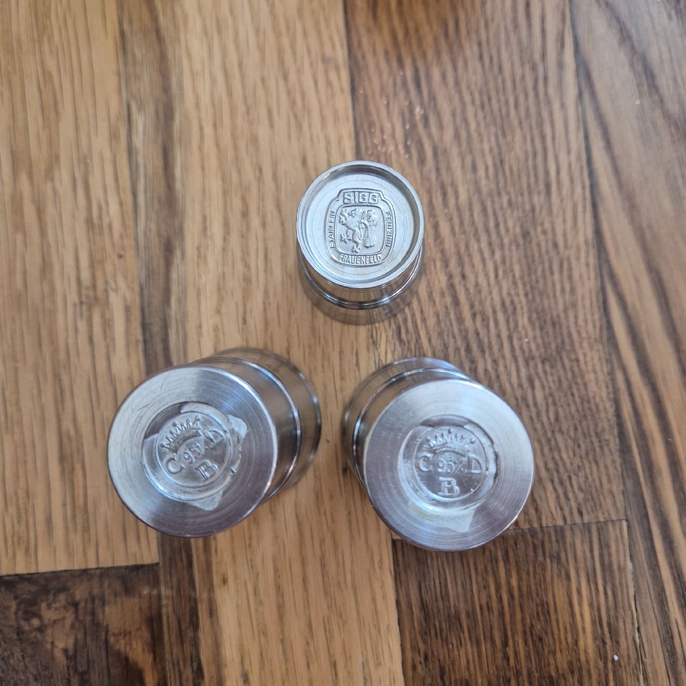 Sigg Gläser: Lot de 7 gobelets en étain  – Gebraucht aus Versoix von Lenas9 6
