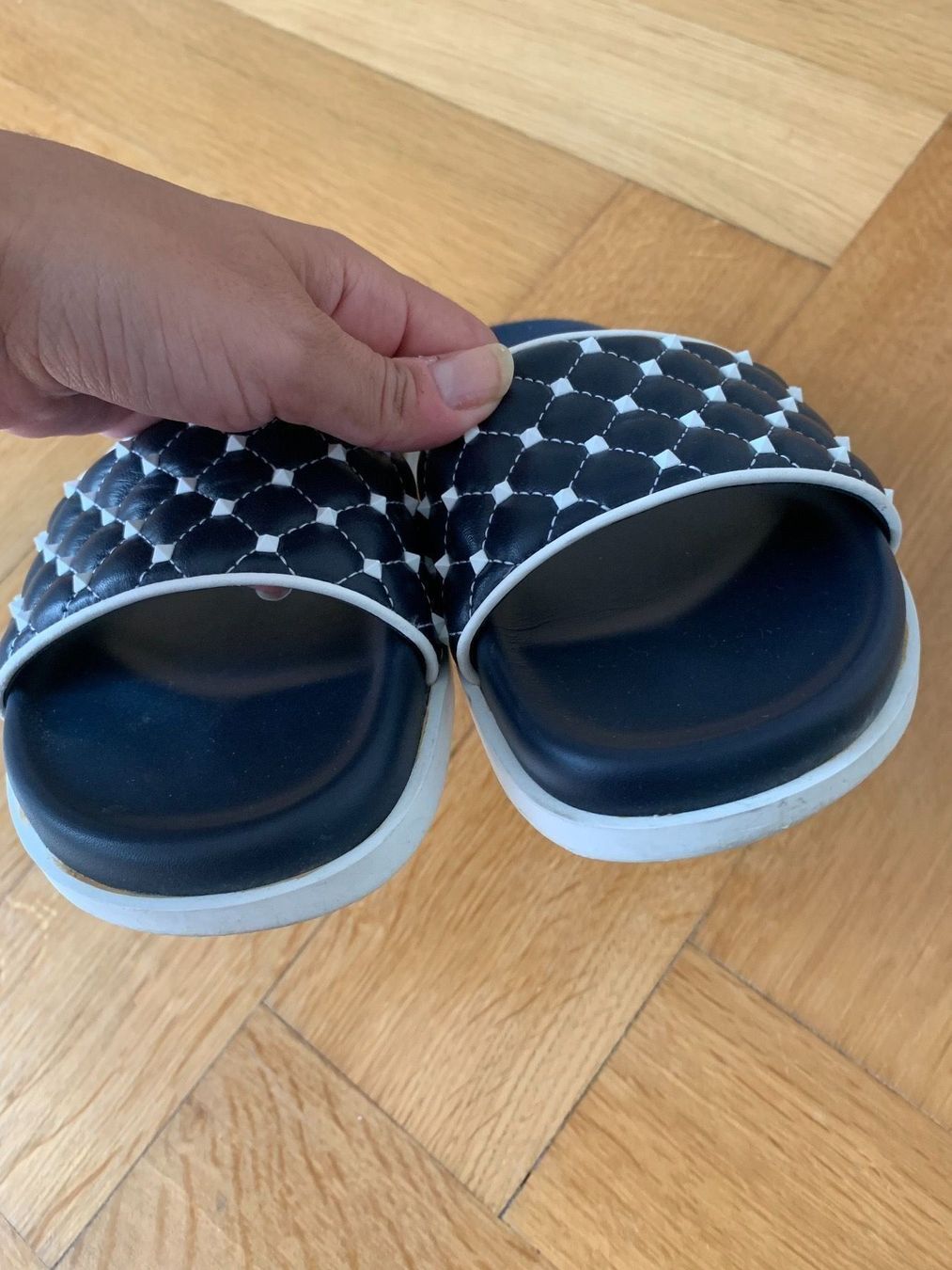 Valentino Scarpe da donna: Valentino Rockstud Slides – Usato da Glattbrugg venduto da A.S.90 6