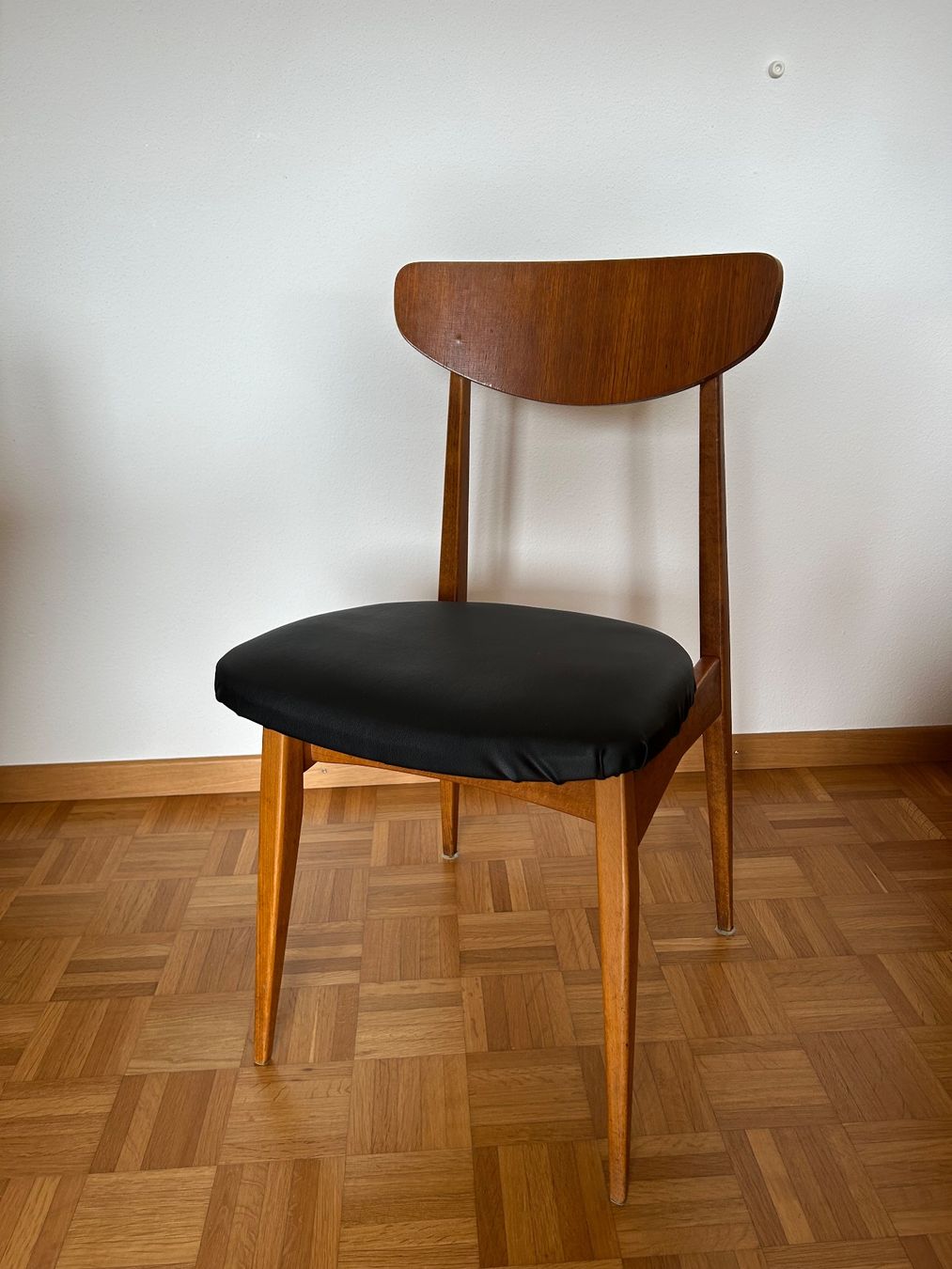 Sedie: Teakholz Vintage Designer Stuhl – Usato da Winterberg ZH venduto da vanilleinspiration 1