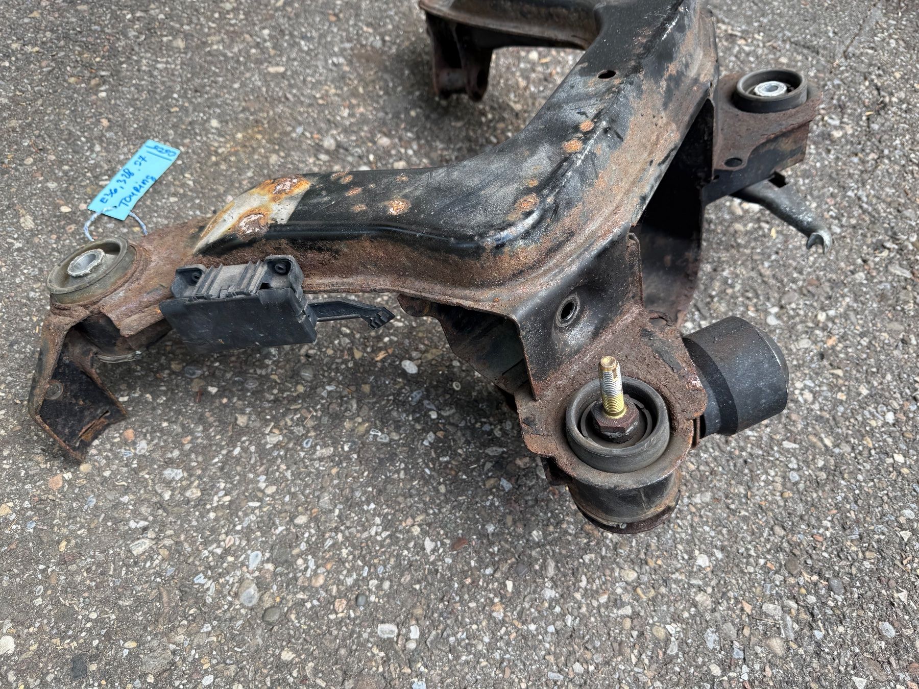 BMW Alle Autoersatzteile: Originale BMW E36 Hinterachse, Hinterachsträger – Gebraucht aus Jonen von BMWE369 2