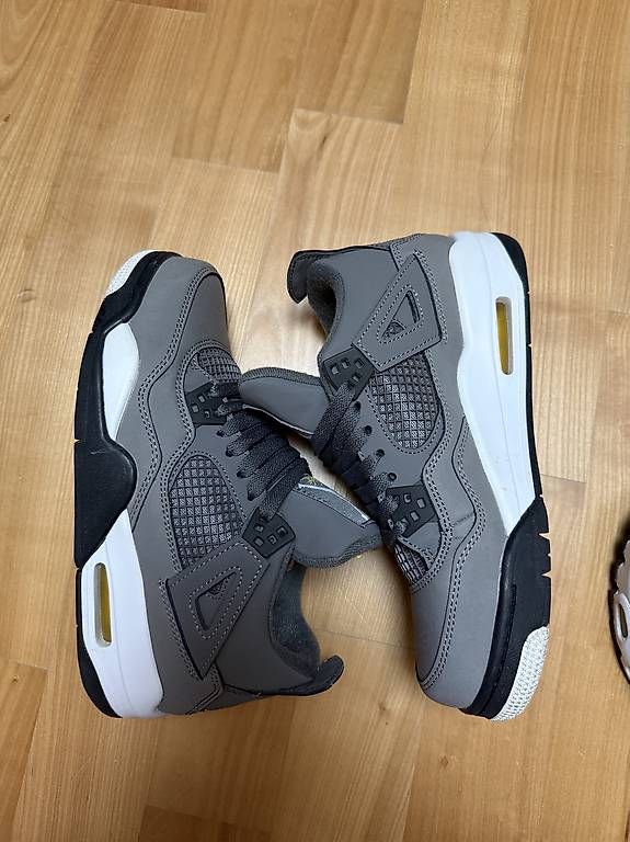 Chaussures hommes: Air Jordan 4  – D'occasion à Winkel par jbuchwalder17 2