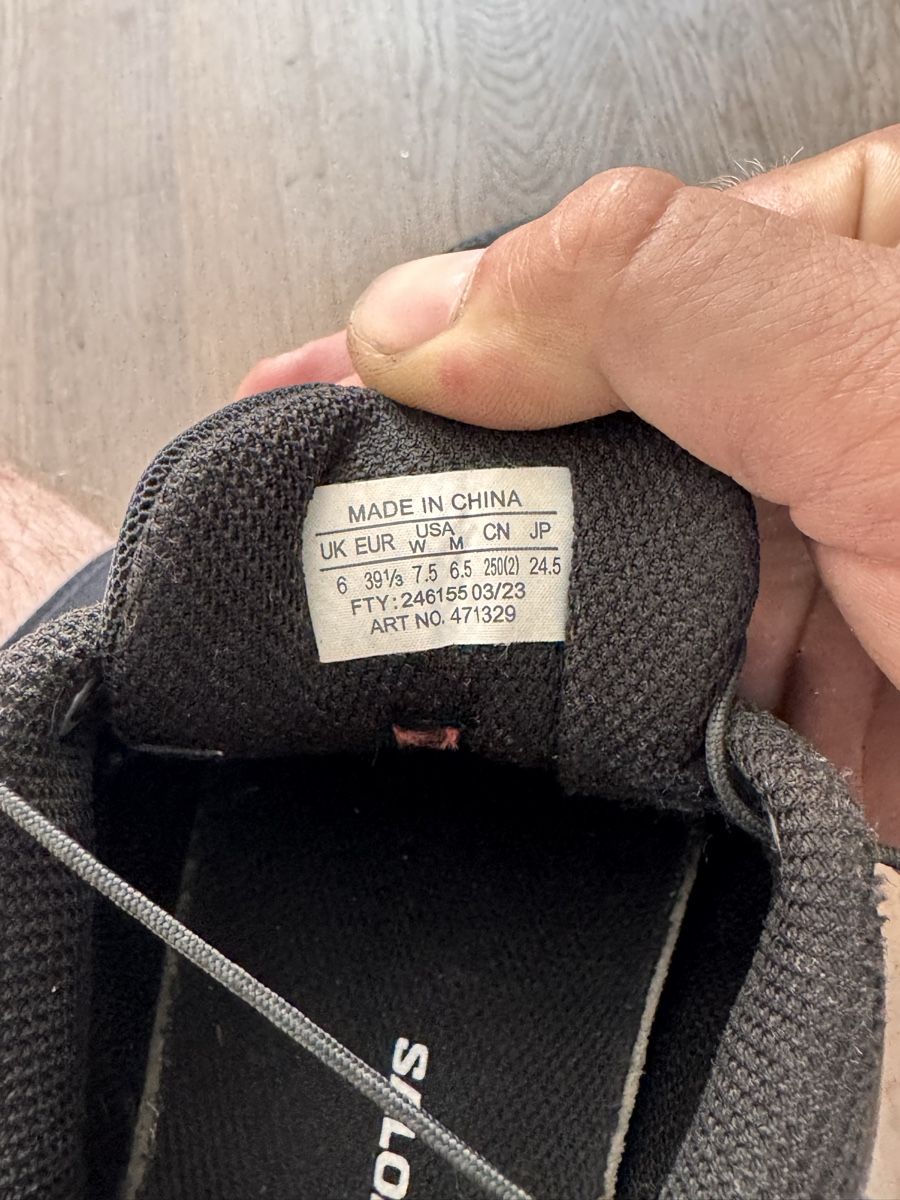 Salomon Scarpe da donna: Salomon T4 in black size 39 2/3 – Usato da Zürich venduto da tan_7szg 3