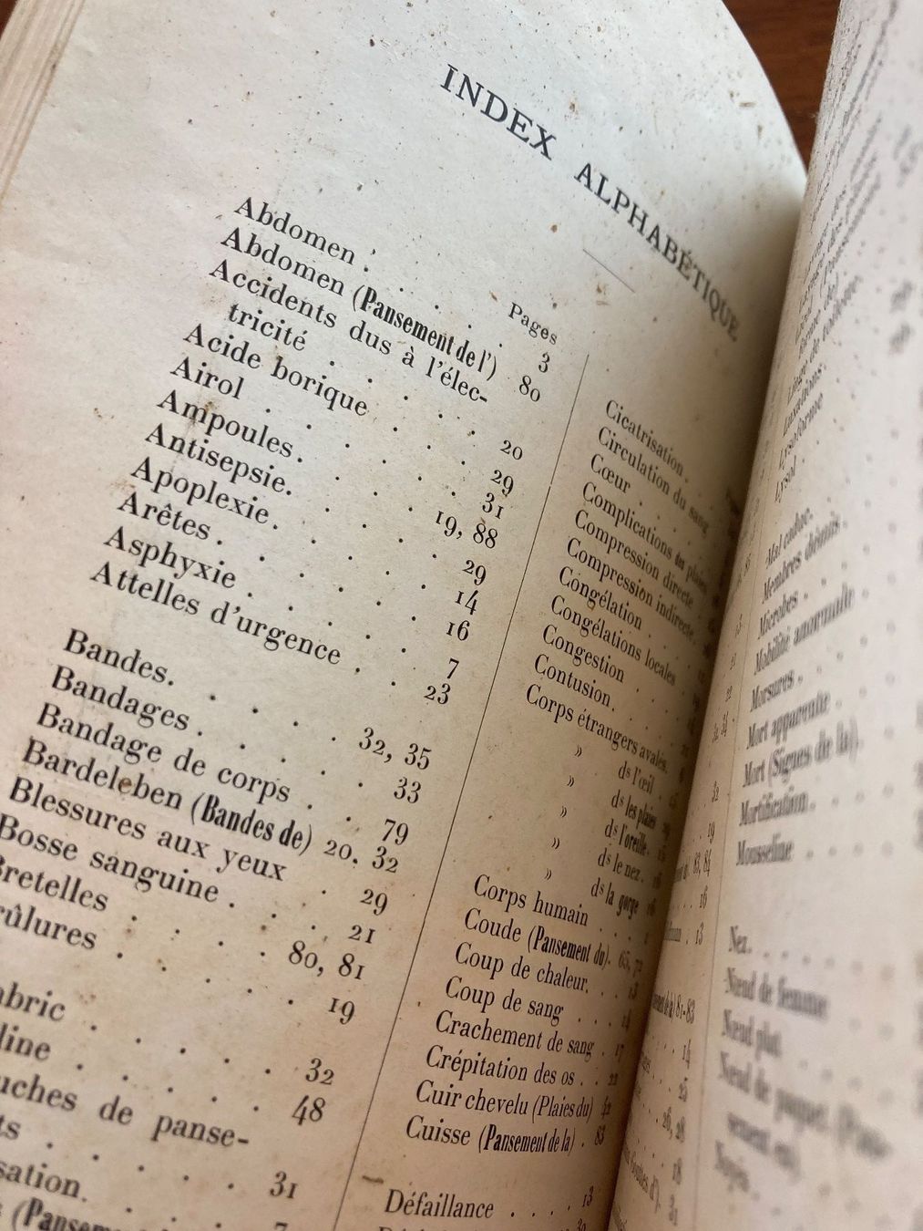 Libri: Guide Samaritains Croix-rouge Neuchâtel – Usato da St-Cierges venduto da LeRegain 8