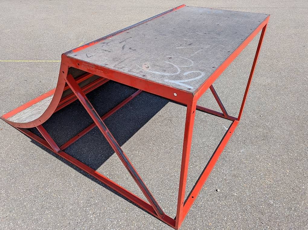 Rampe di accesso: Miniramp, Quarterpipe, Skateboard  – Usato da Gipf-Oberfrick venduto da lekker-pindakaas