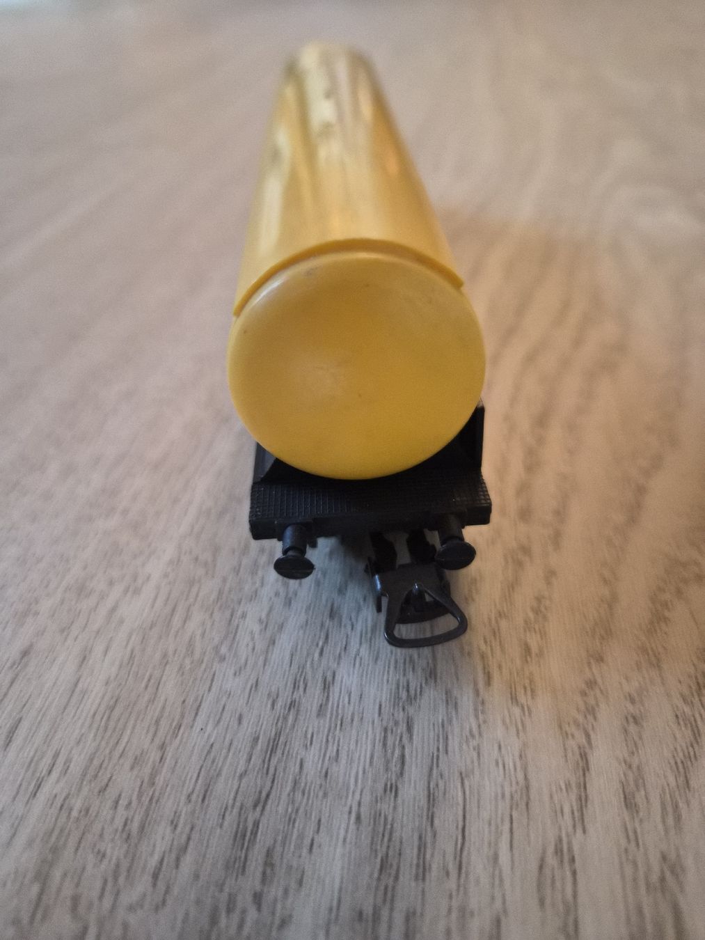 Modelleisenbahnen: Wagon citerne jaune Shell Covengas  – Defekt aus La Joux FR von car_ck96 5