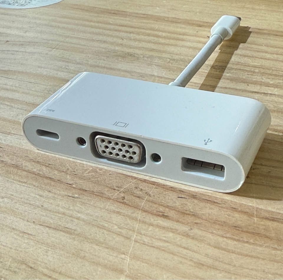 Unità & Adattatore: APPLE MJ1L2ZM/A USB-C VGA MULTIPORT ADAPTER - Adapter – Usato da Morges venduto da DigiAC 3