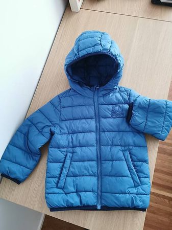 Leichte Daunenjacke (Übergangsjacke) Benetton Gr. 98