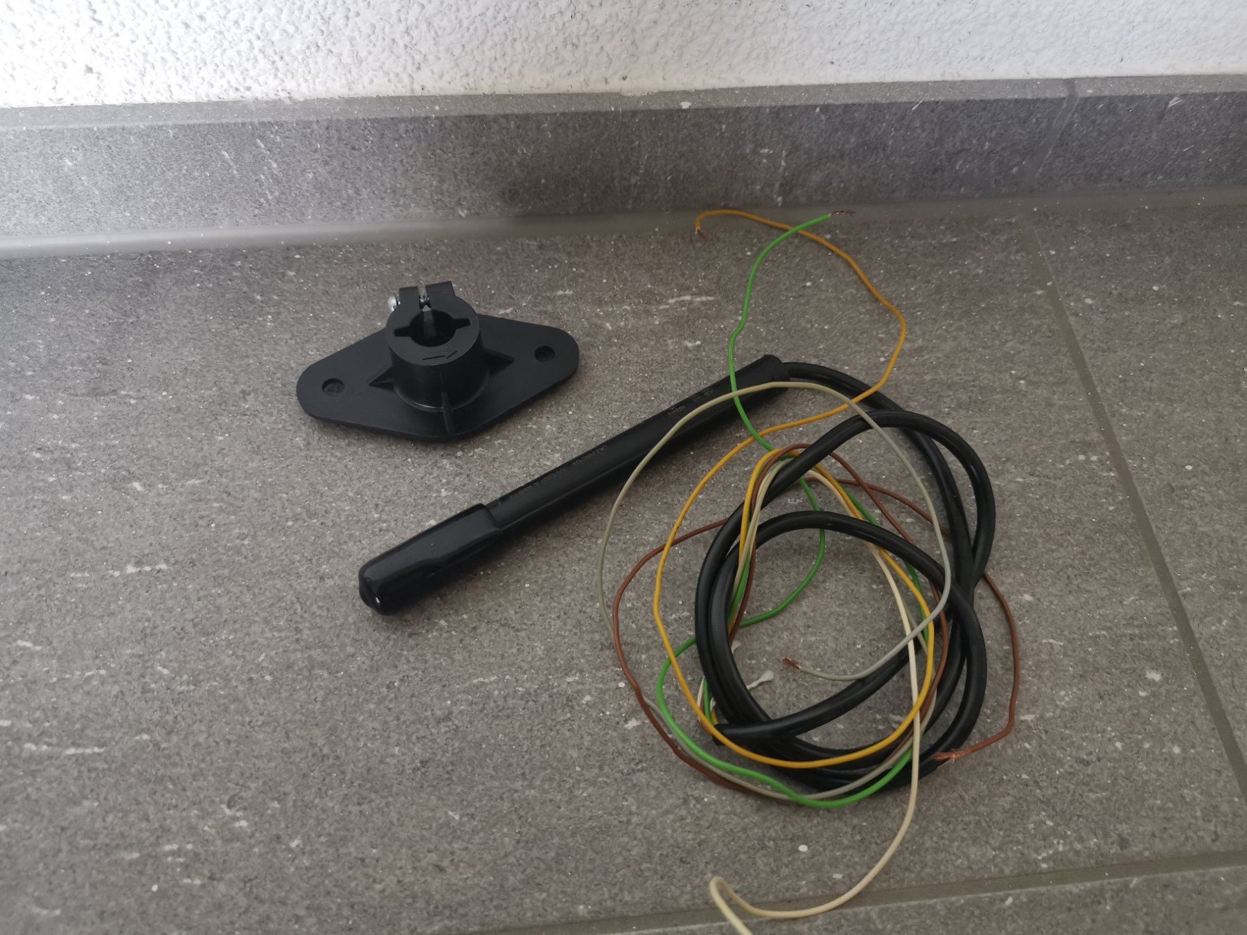 Componenti elettronici: E+E Elektronik Strömungssensor EE671-V3XEKD – Usato da Rafz venduto da and_lxd8