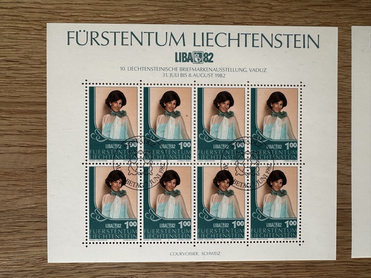 Tutti i francobolli: Liechtenstein - 1982 2x Kleinbogen  LIBA 82 mit ET Stemp – Usato da Schmitten / FR venduto da Samsara169 1