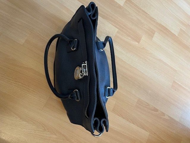 Michael Kors Borse da donna: Michael Kors Handtasche  wie neu – Usato da Wabern venduto da MagdalenaWabern 6