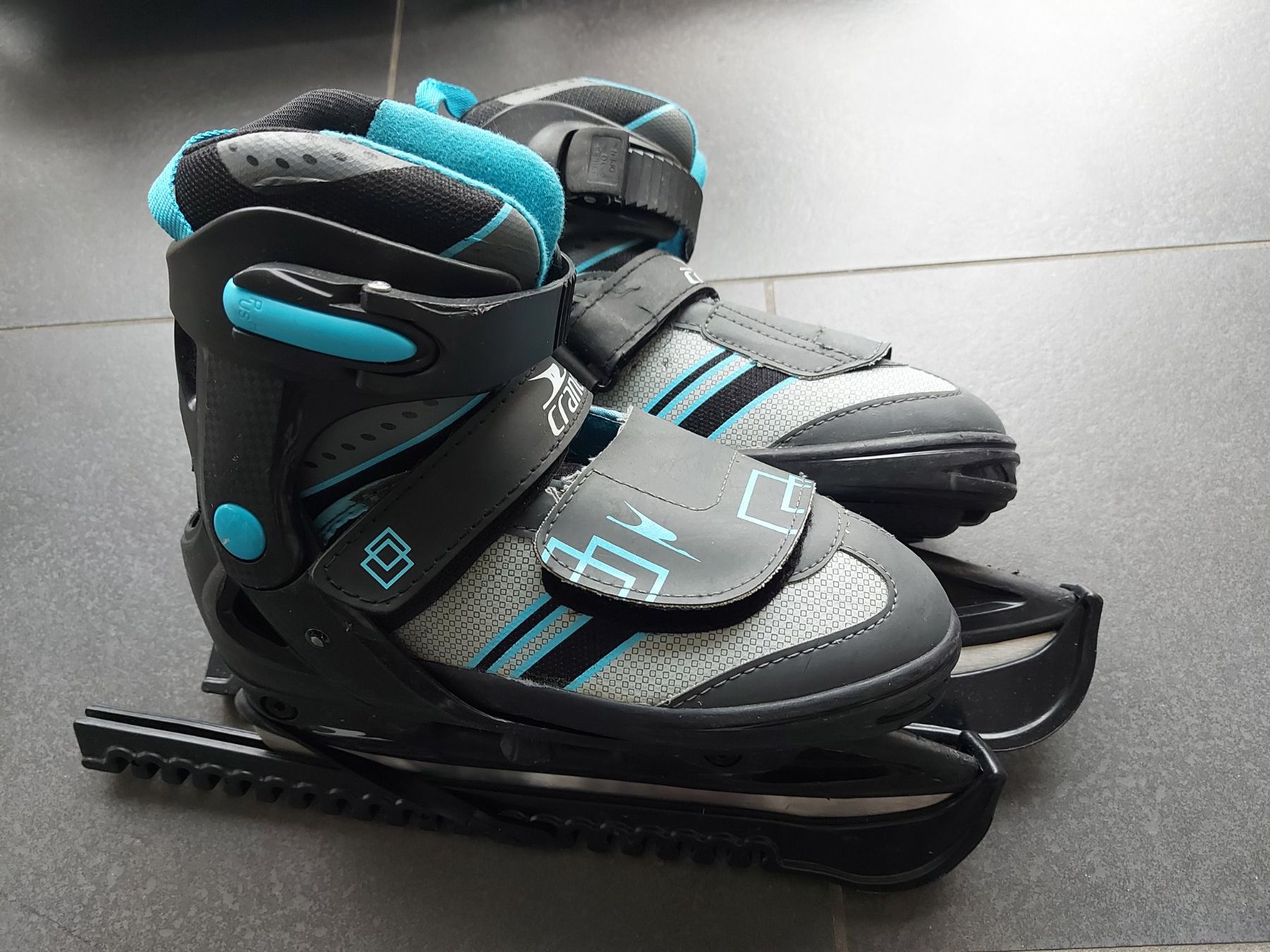 Pattini da ghiaccio: Schlittschuhe verstellbar – Usato da Sarmenstorf venduto da jodasano 1