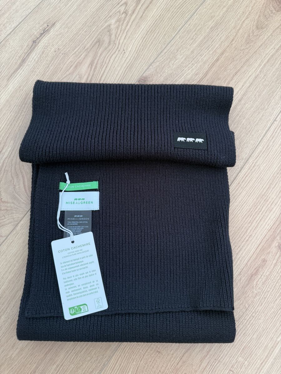 Lotti di vestiti: Bonnet + écharpe Mise au Green – Nuovo e nell'imballaggio originale da Courgenay venduto da Sophe0825 2