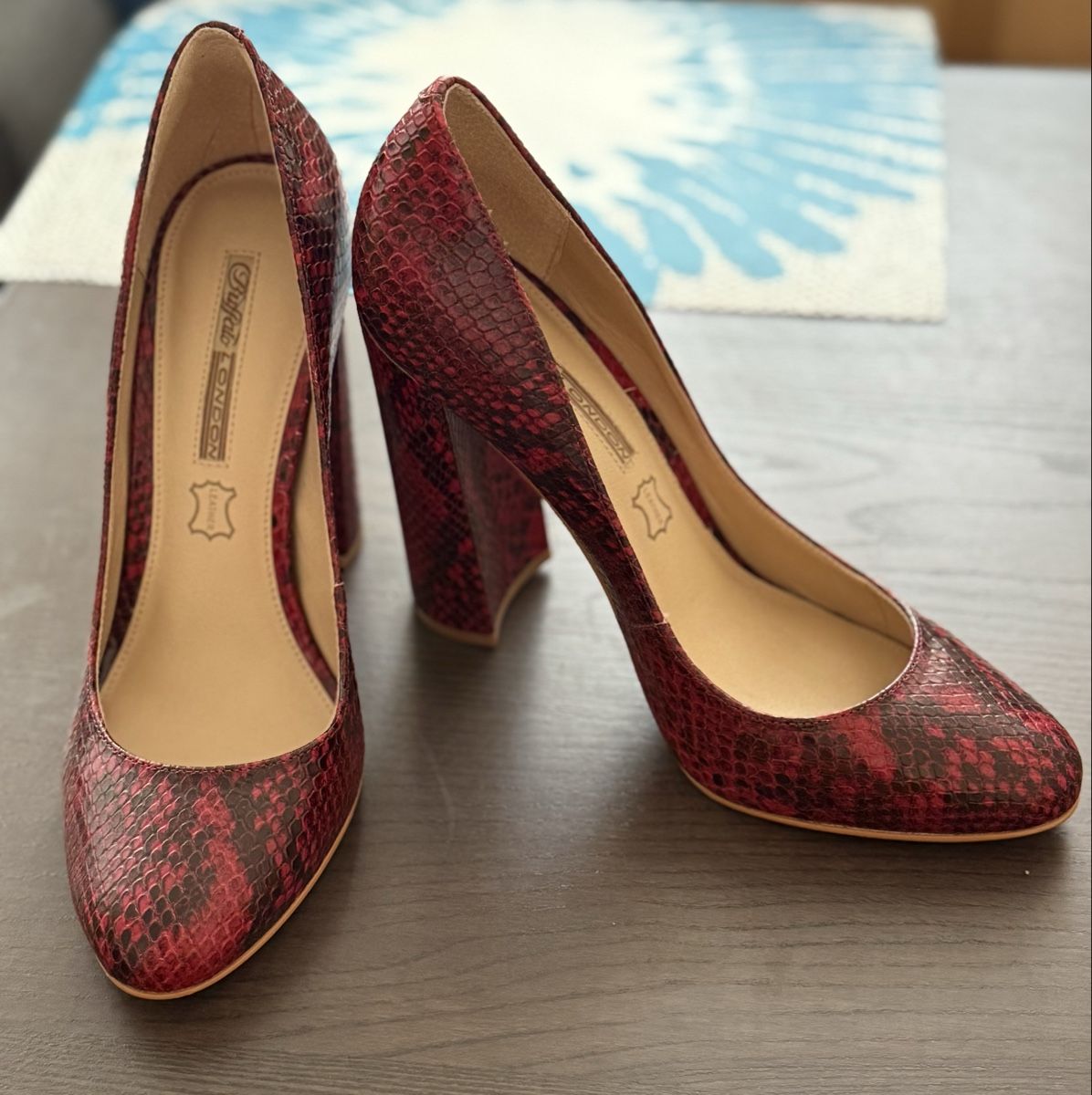 Buffalo Scarpe da donna: Escarpins Buffalo – Nuovo e nell'imballaggio originale da Le Locle venduto da tchanatakoua 1