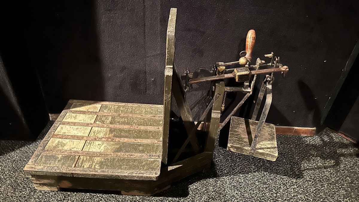 Balances et poids: Alte Sackwaage – D'occasion à Amriswil par chilizorro